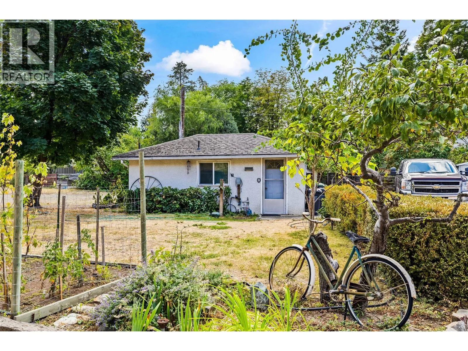 4088 Lakeshore Road