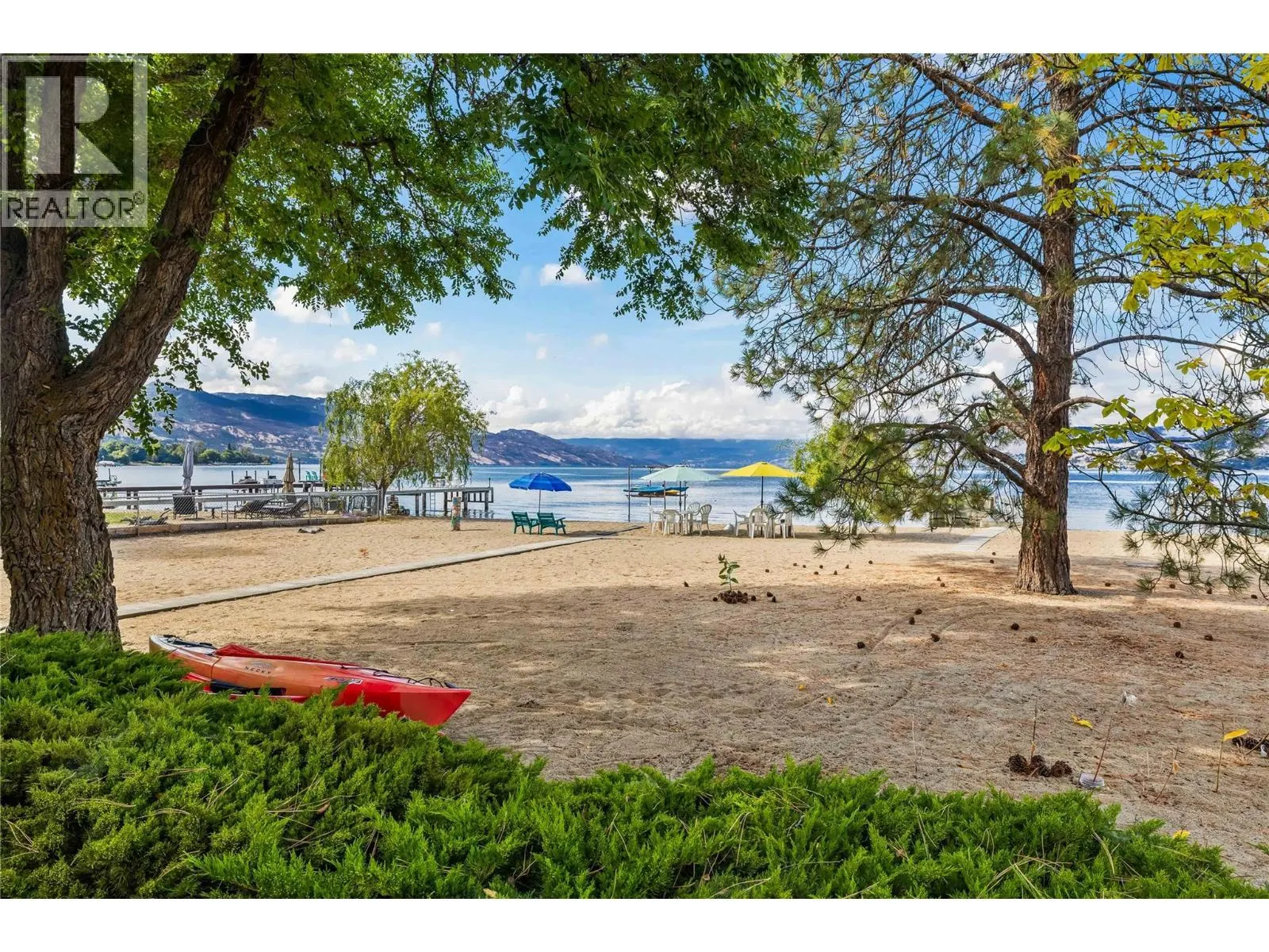 4088 Lakeshore Road