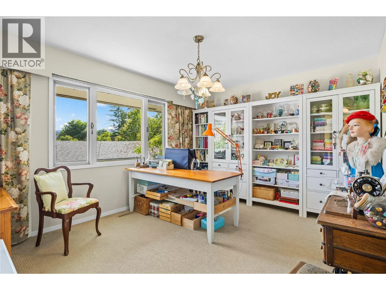 4088 Lakeshore Road