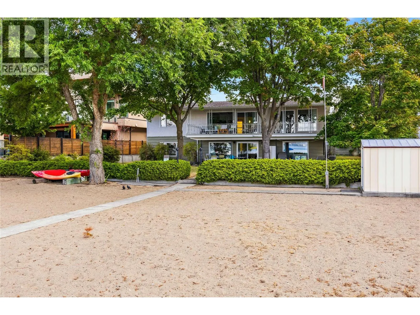 4088 Lakeshore Road