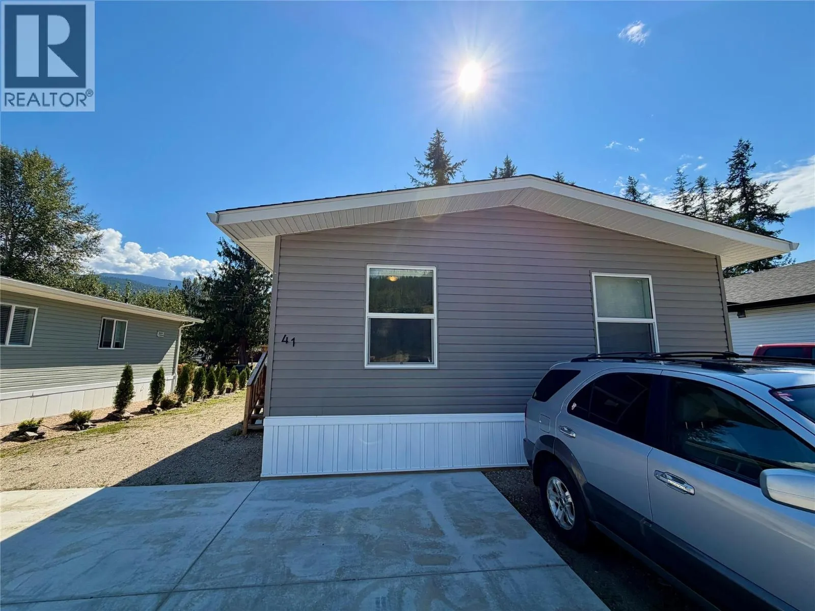 1705 Hillier Road E Unit# 41