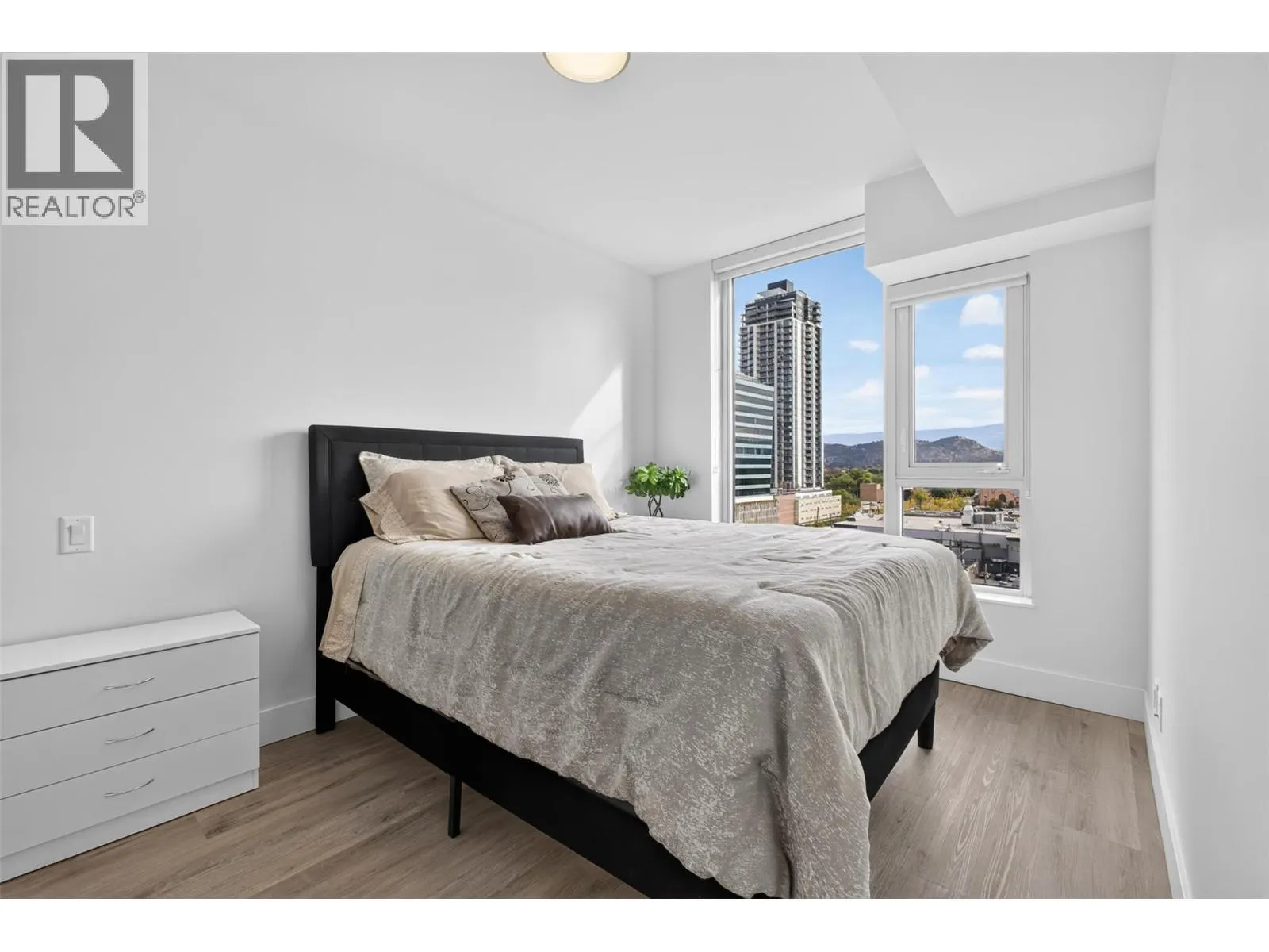 1588 Ellis Street Unit# 903