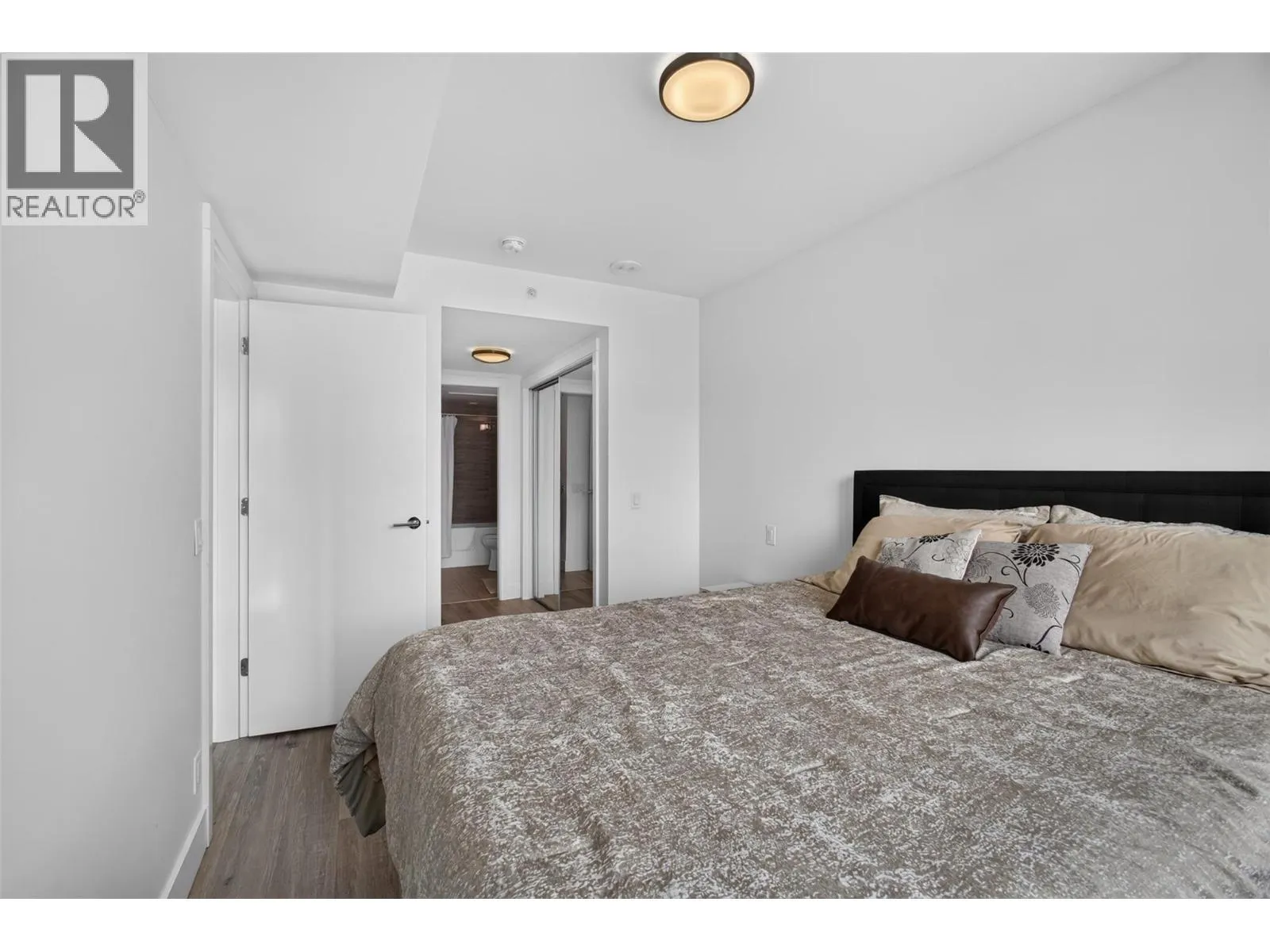 1588 Ellis Street Unit# 903