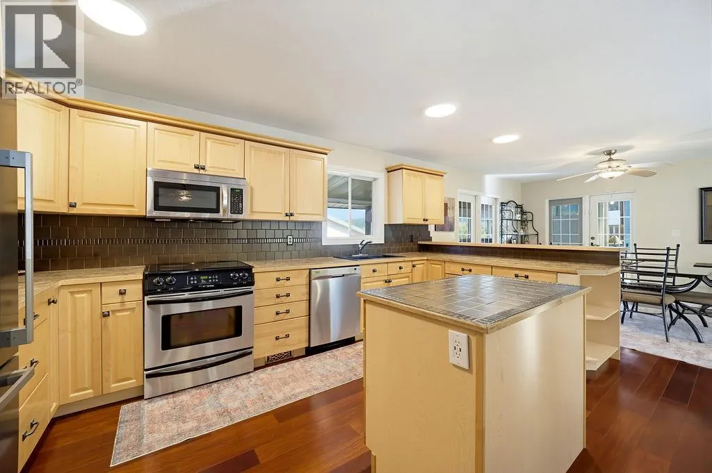 1230 Maclean McPherson Road
