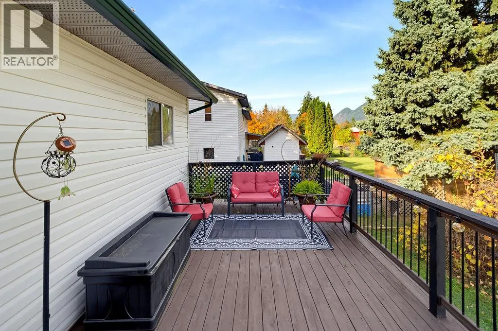 1230 Maclean McPherson Road