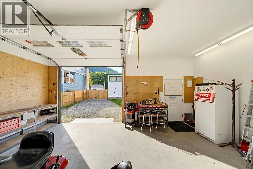 1230 Maclean McPherson Road