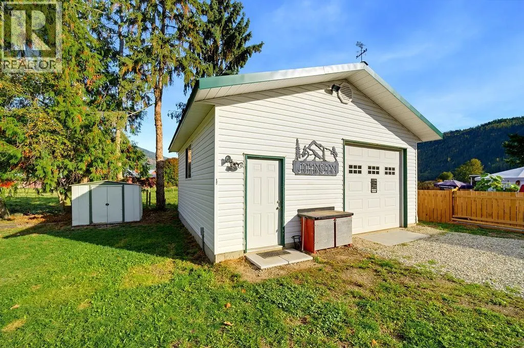 1230 Maclean McPherson Road