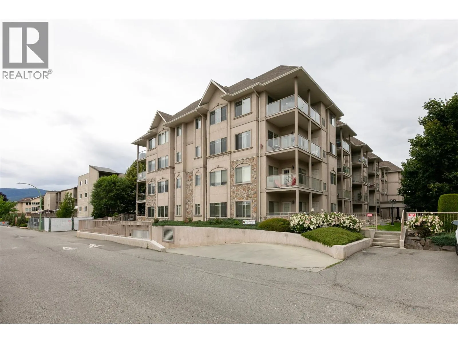 1007 Harvey Avenue Unit# 208