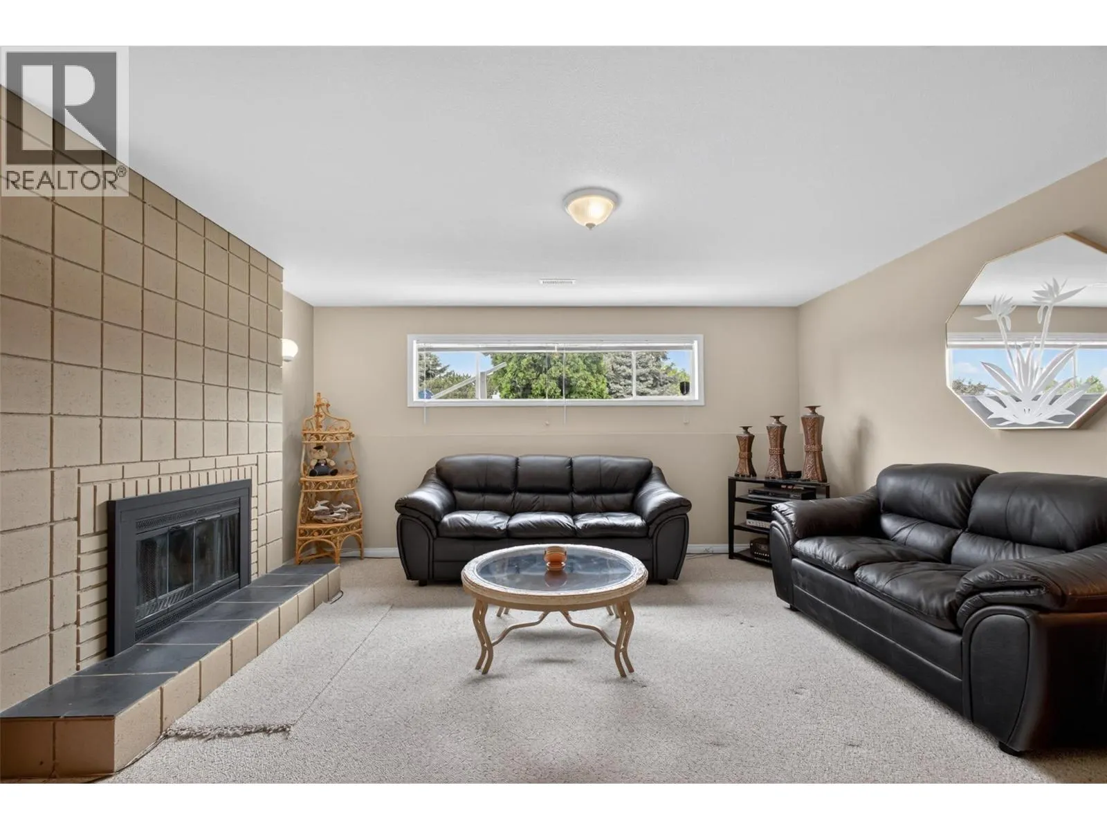 1685 Jonathan Road