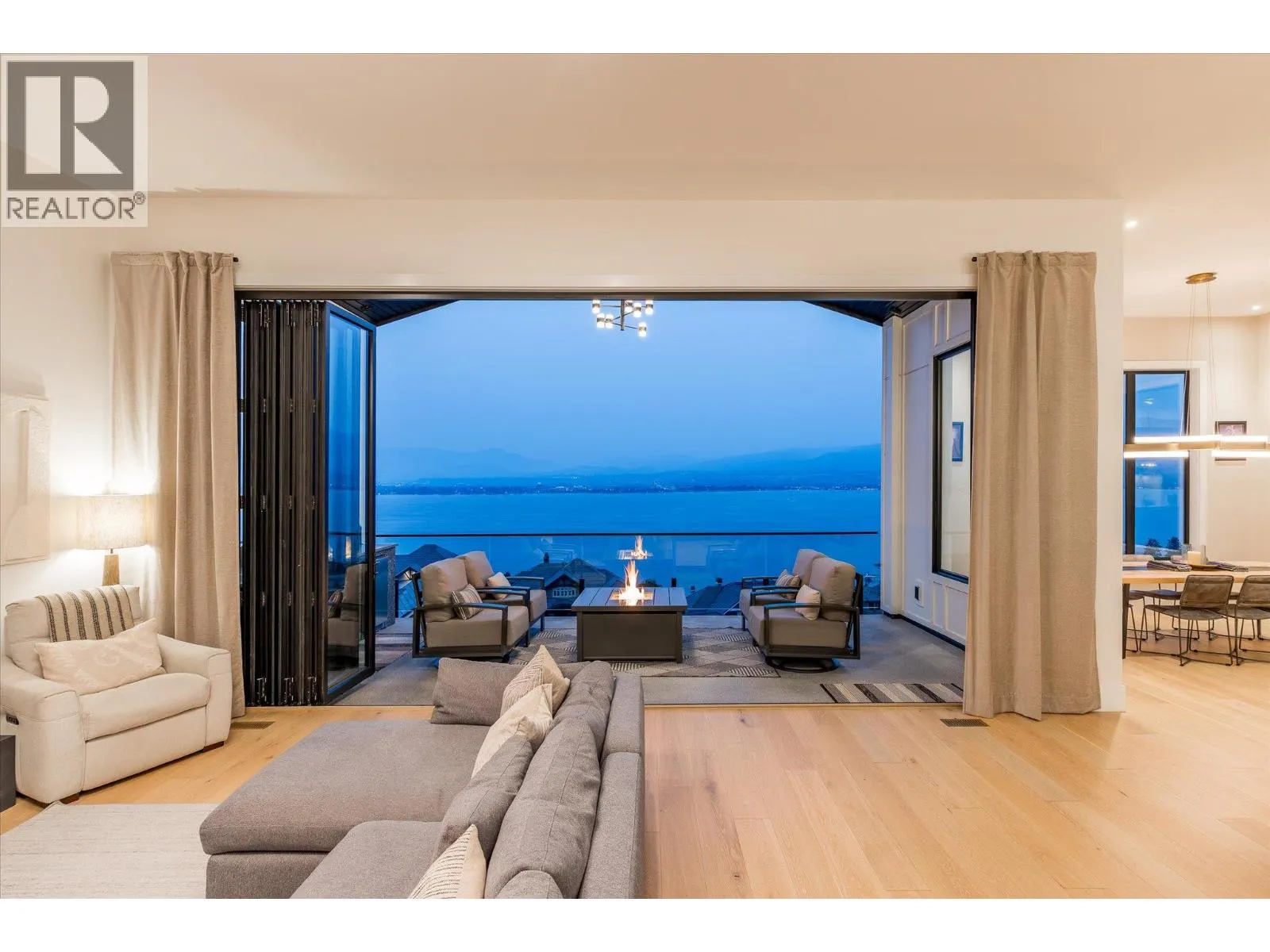 2585 Casa Palmero Drive