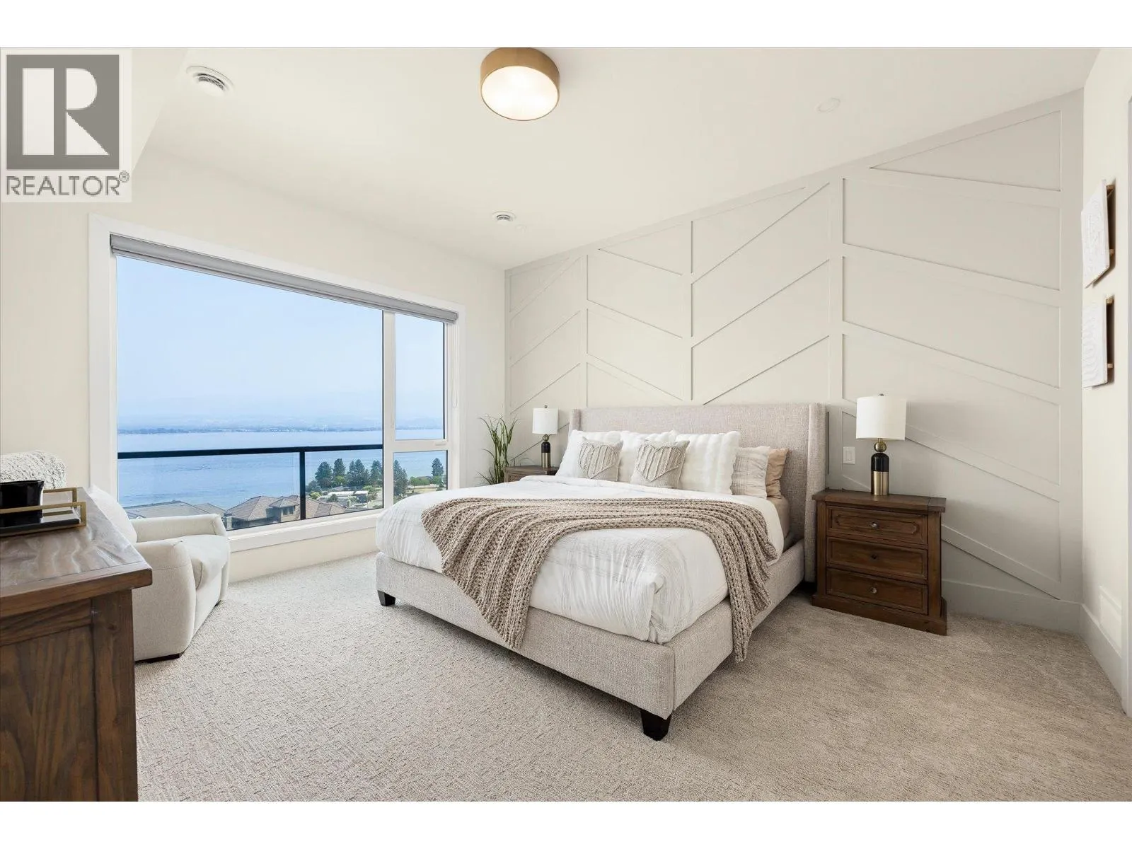 2585 Casa Palmero Drive