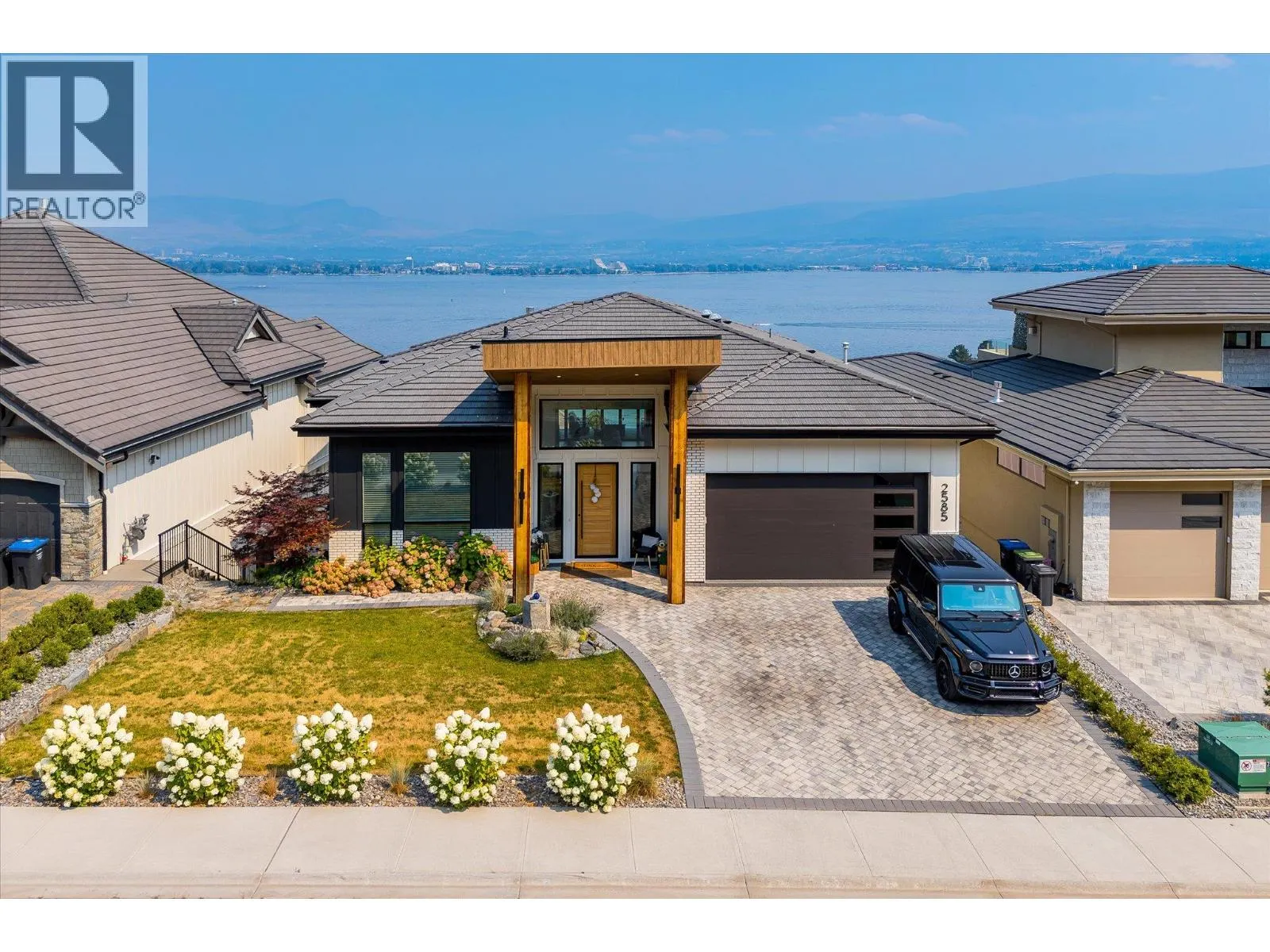 2585 Casa Palmero Drive