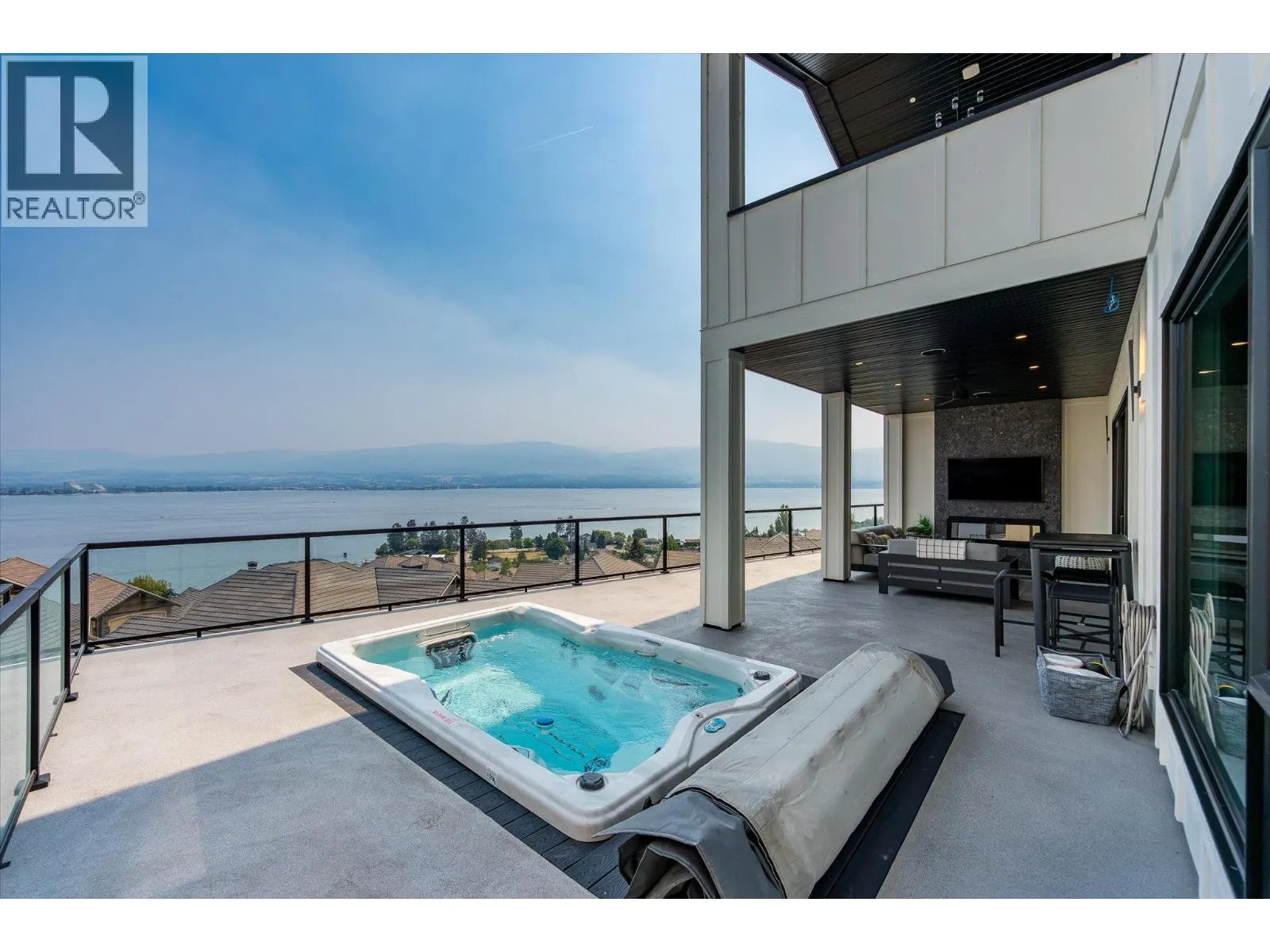 2585 Casa Palmero Drive