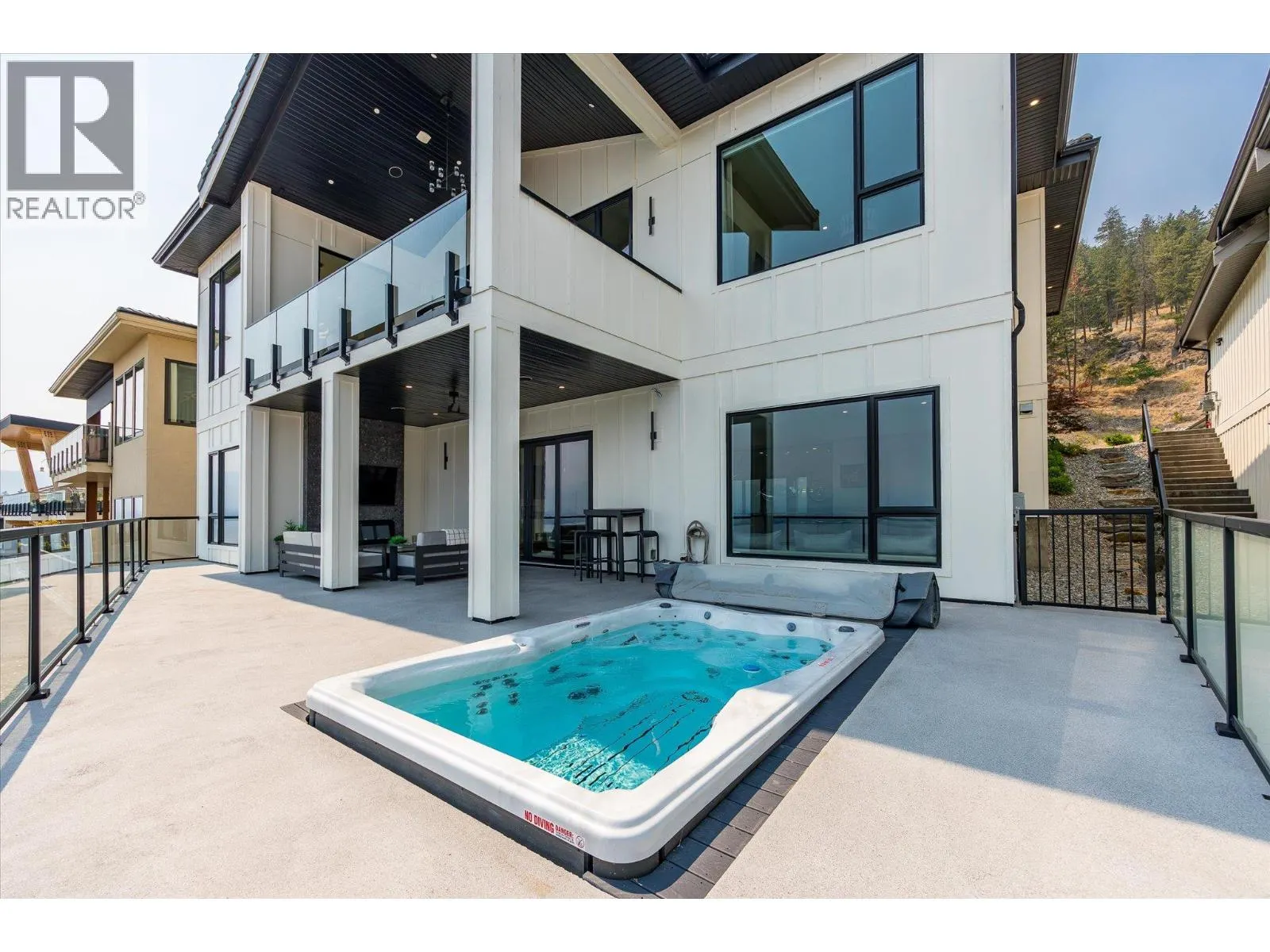 2585 Casa Palmero Drive