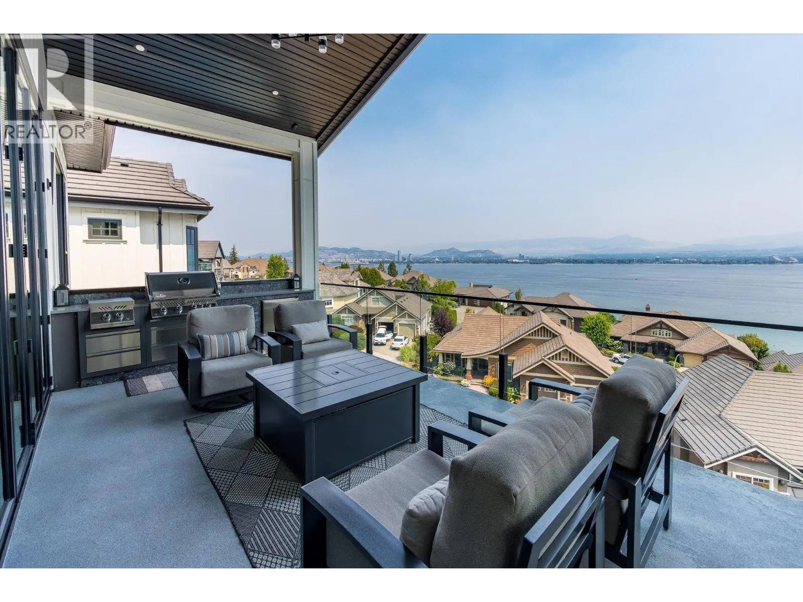 2585 Casa Palmero Drive