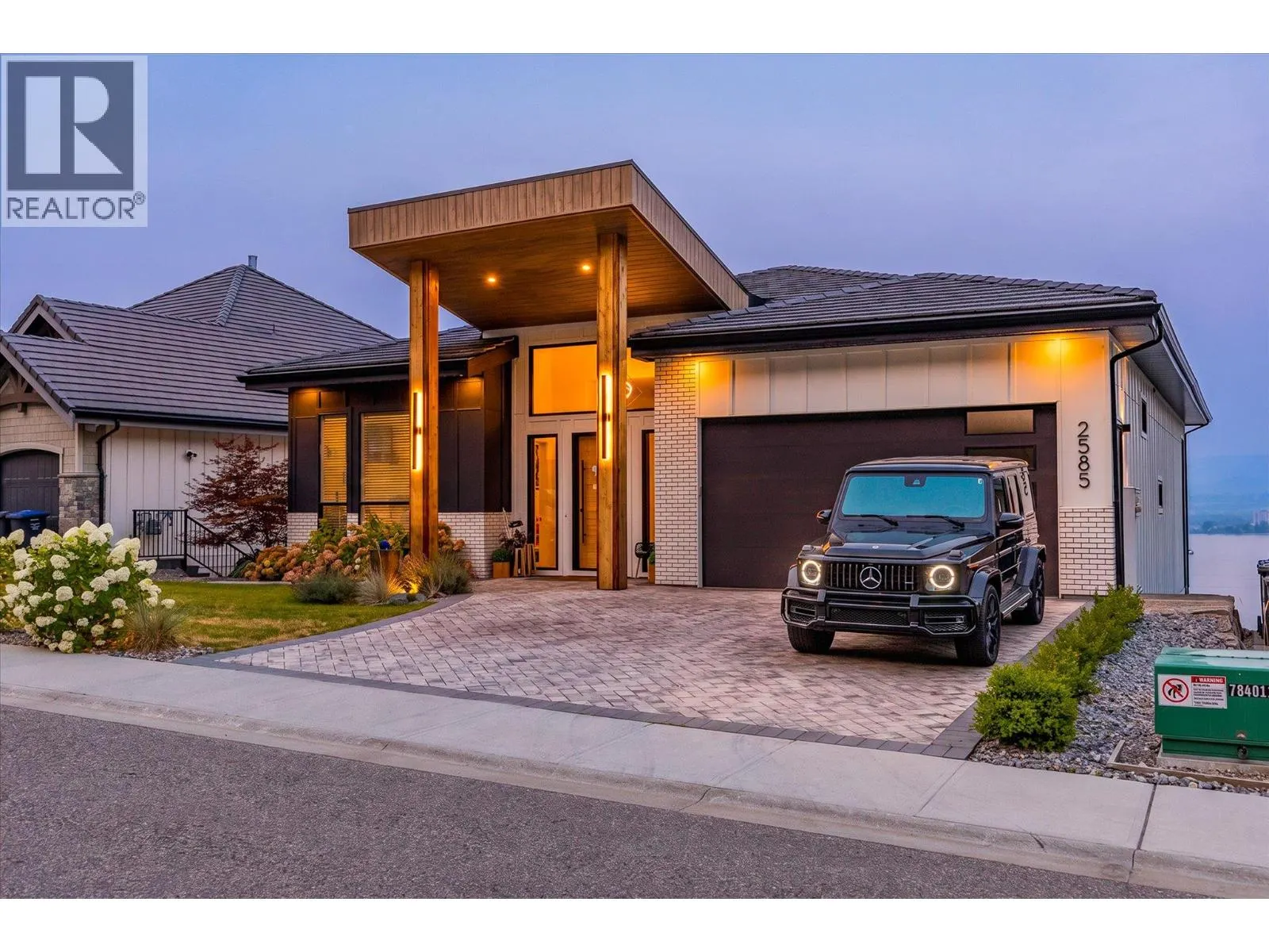 2585 Casa Palmero Drive