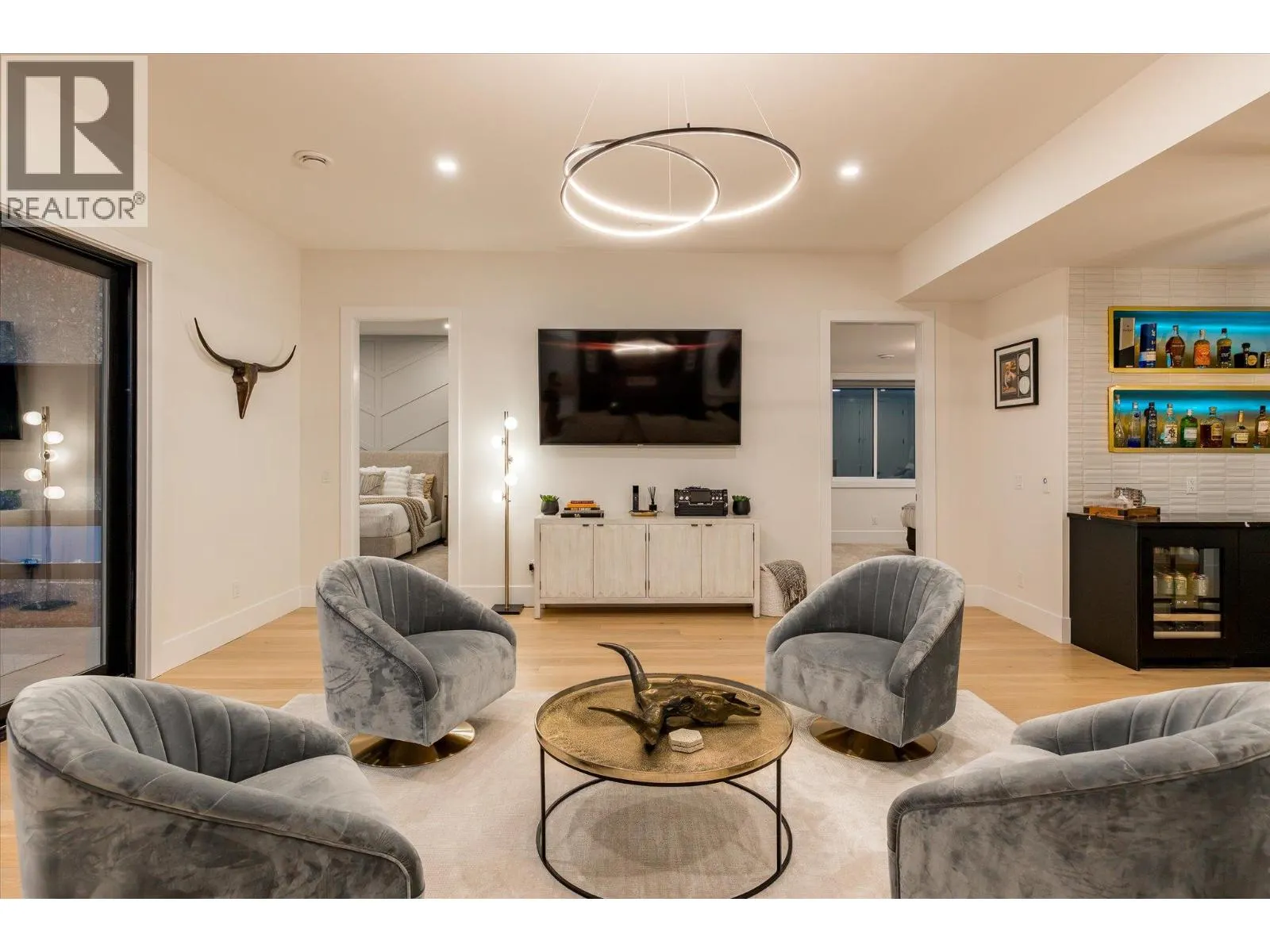 2585 Casa Palmero Drive
