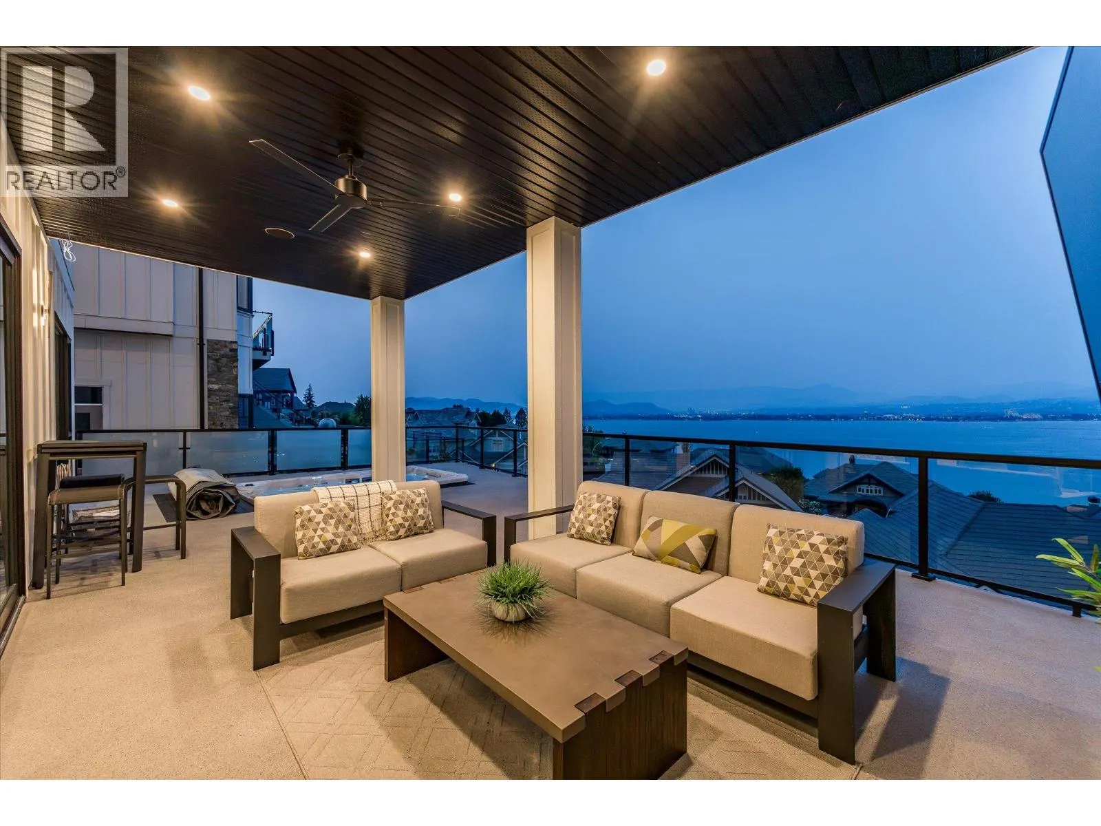 2585 Casa Palmero Drive