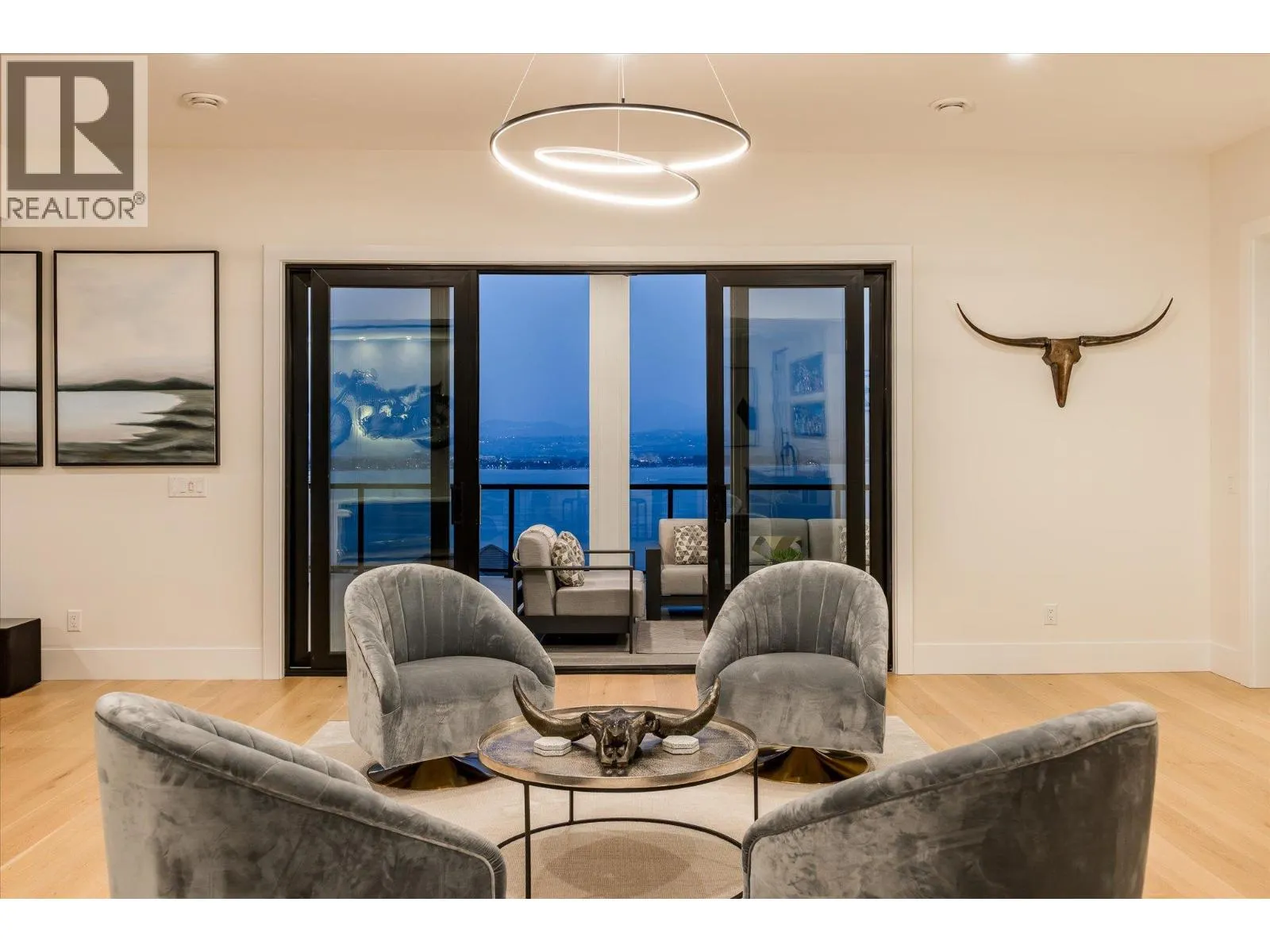 2585 Casa Palmero Drive