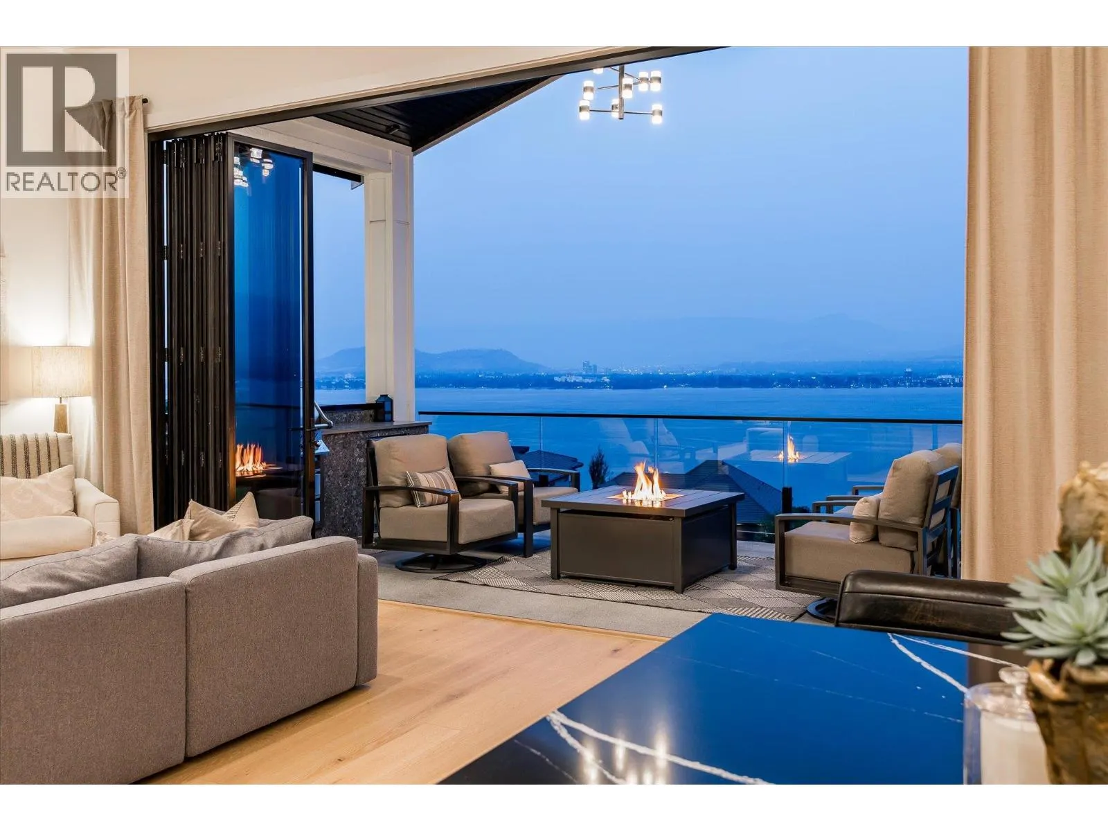 2585 Casa Palmero Drive