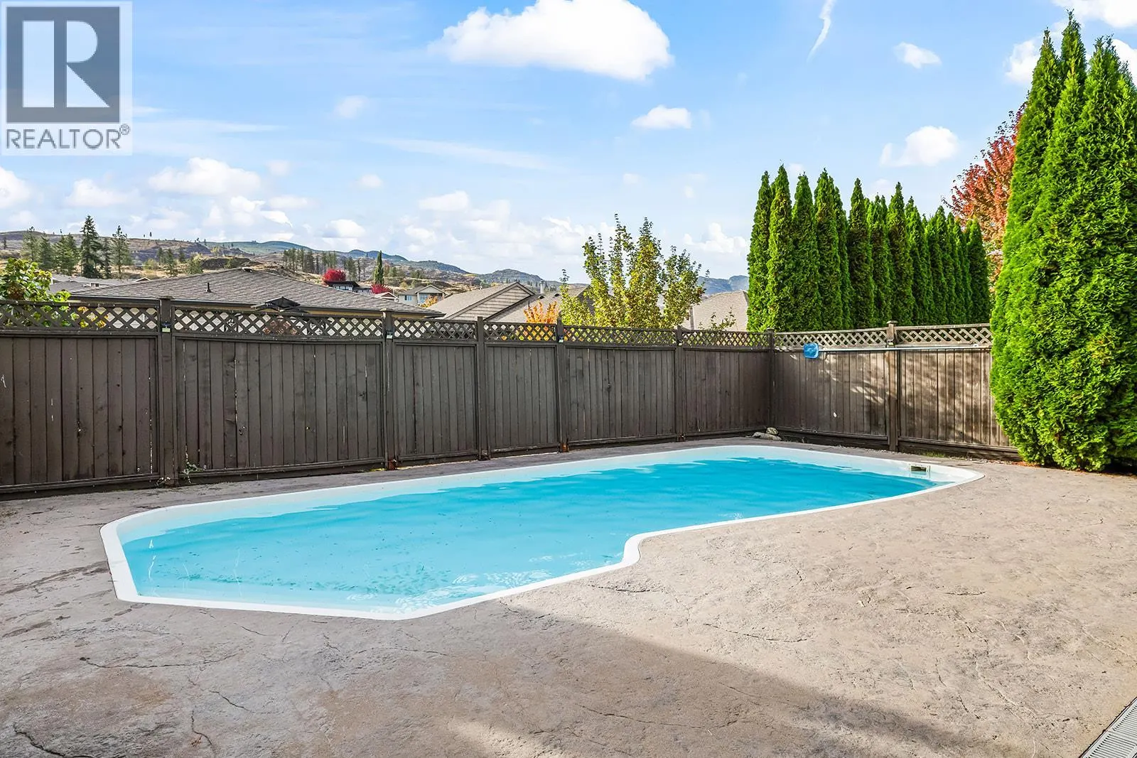 541 Quartz Crescent
