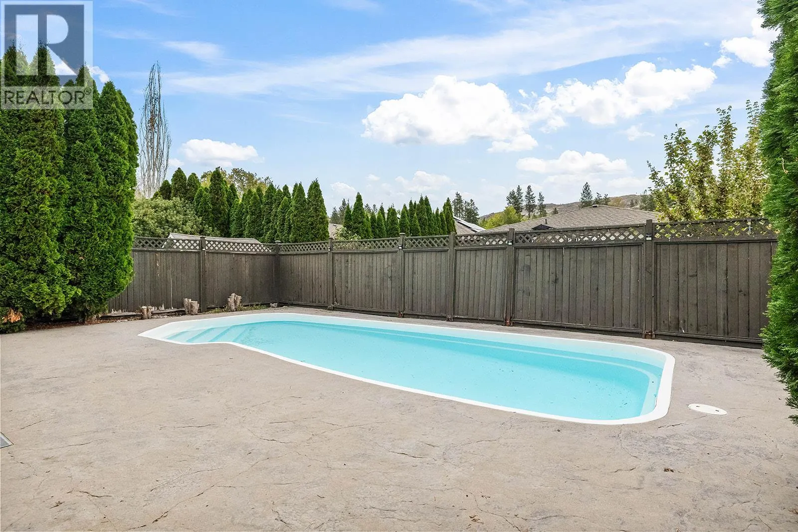 541 Quartz Crescent