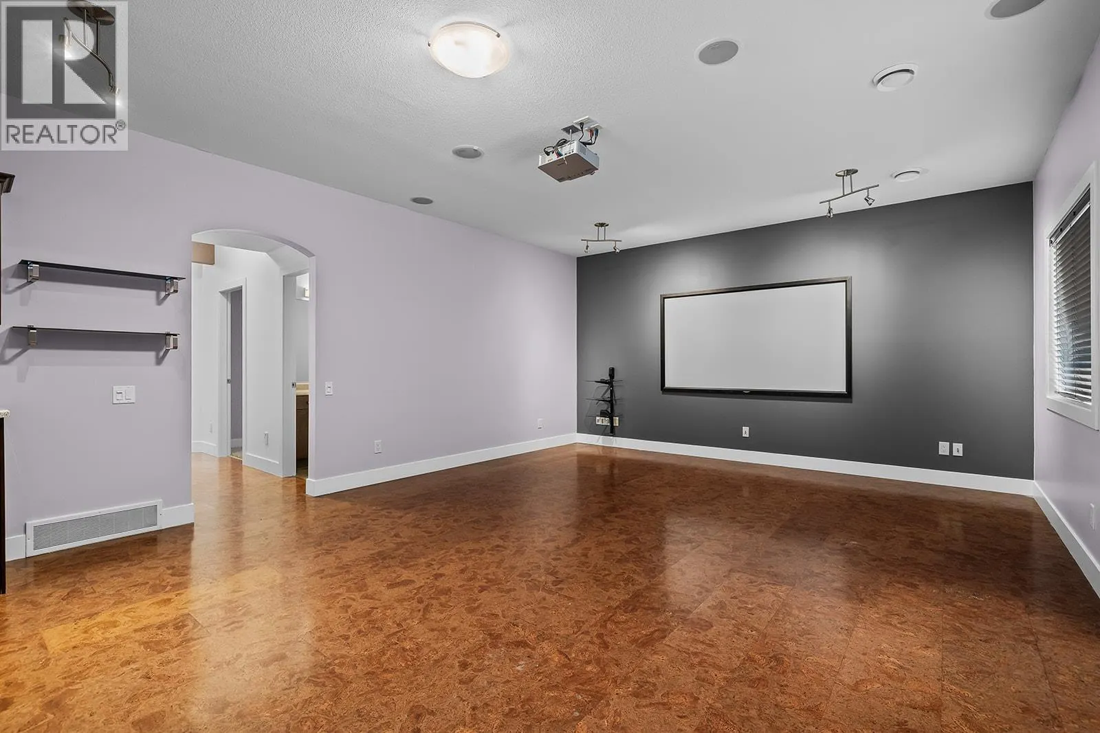 541 Quartz Crescent