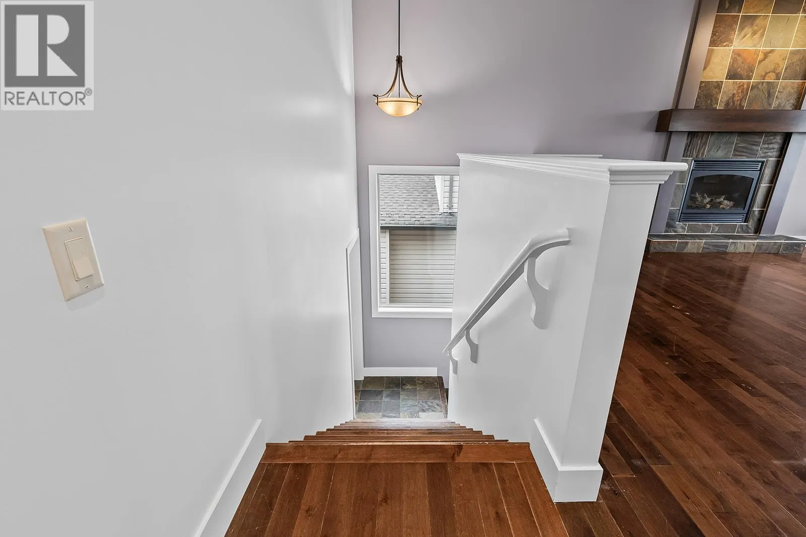 541 Quartz Crescent