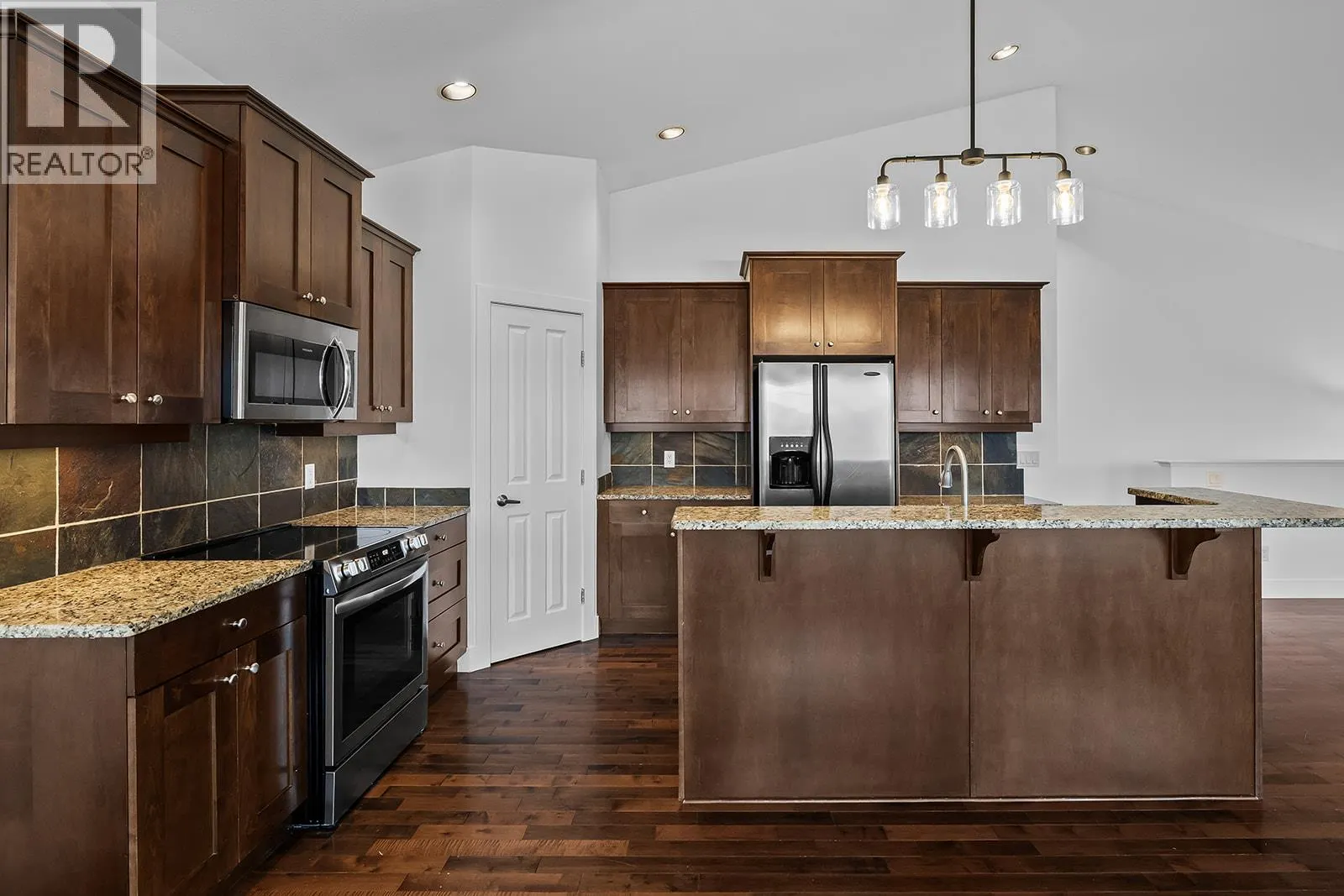 541 Quartz Crescent