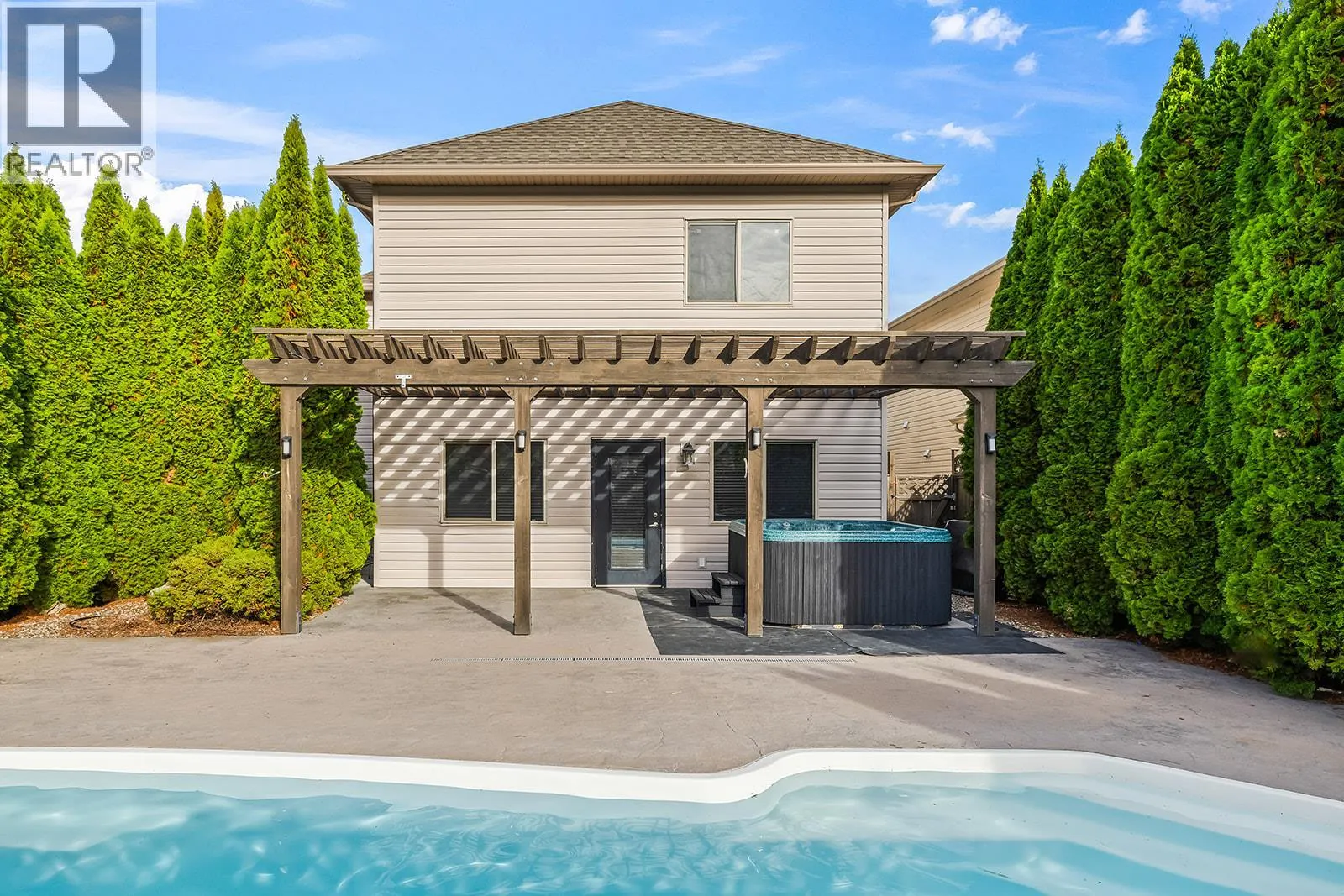 541 Quartz Crescent