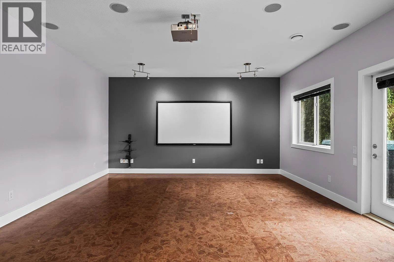 541 Quartz Crescent