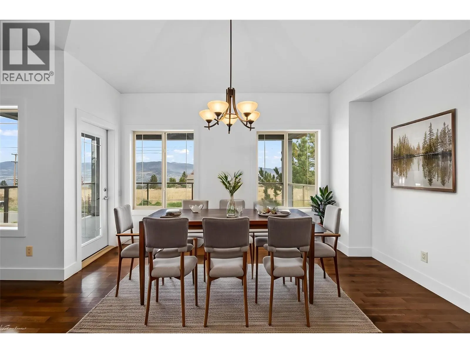 541 Quartz Crescent