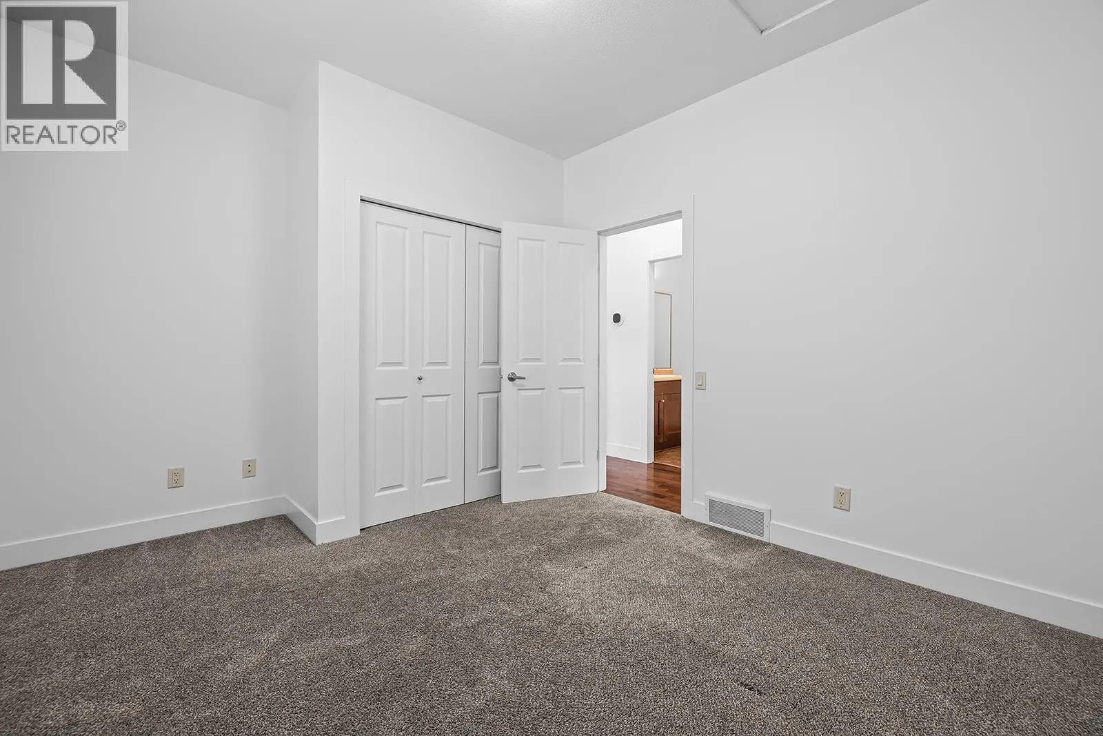 541 Quartz Crescent