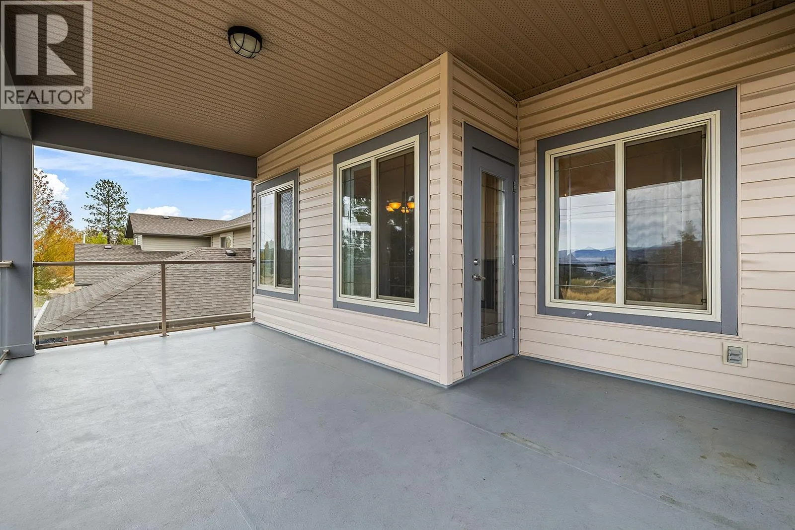 541 Quartz Crescent