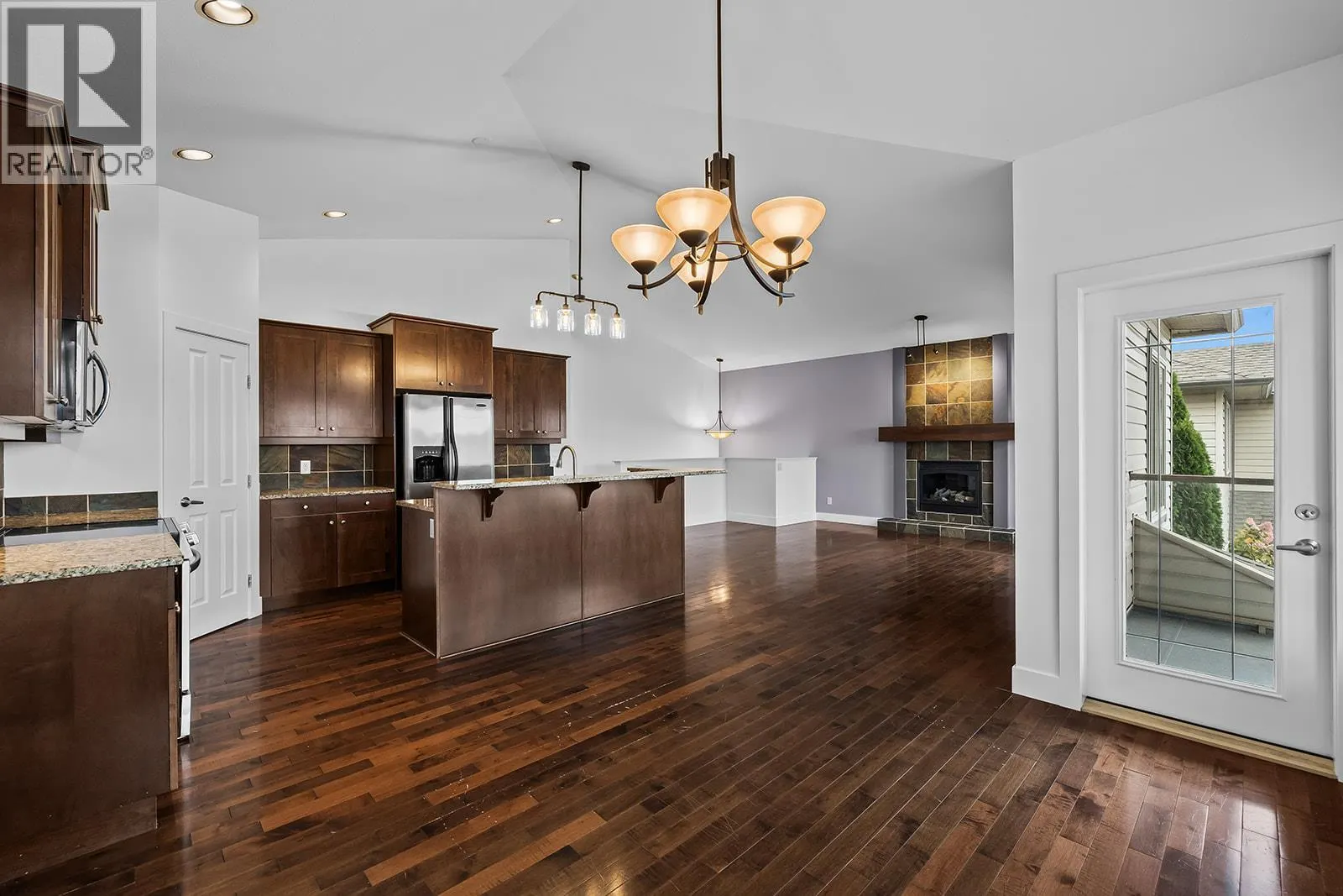 541 Quartz Crescent