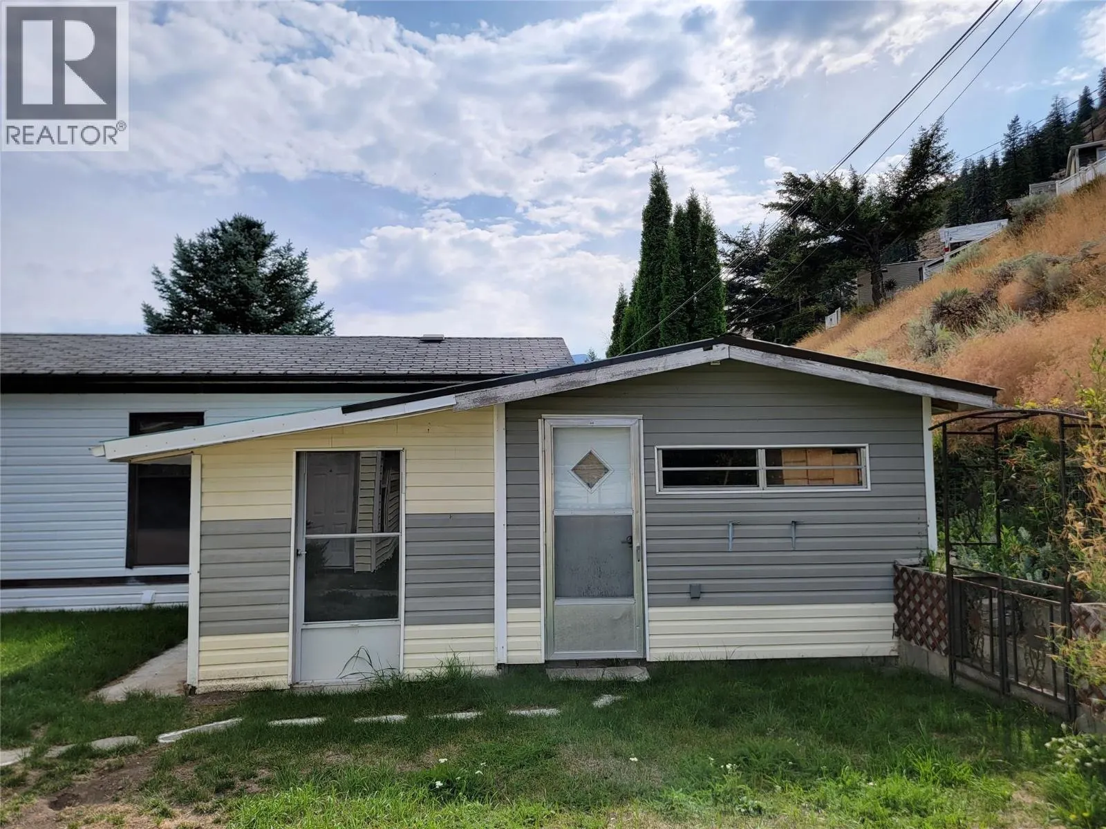 1292 Highway 3A Unit# 9