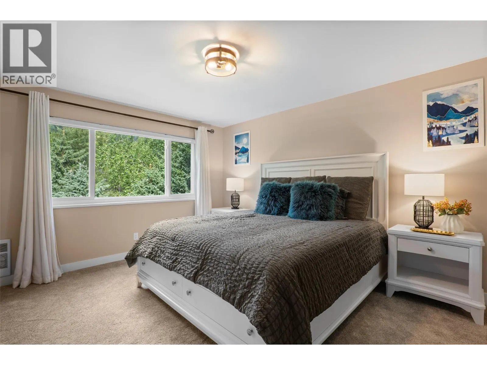 1324 BURFIELD Drive