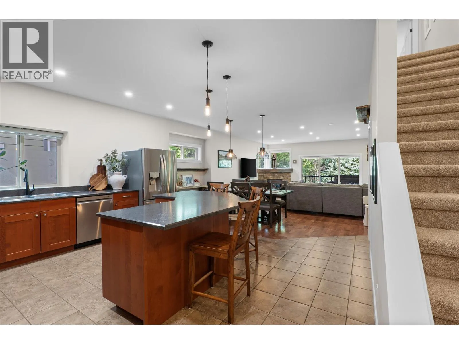 1324 BURFIELD Drive