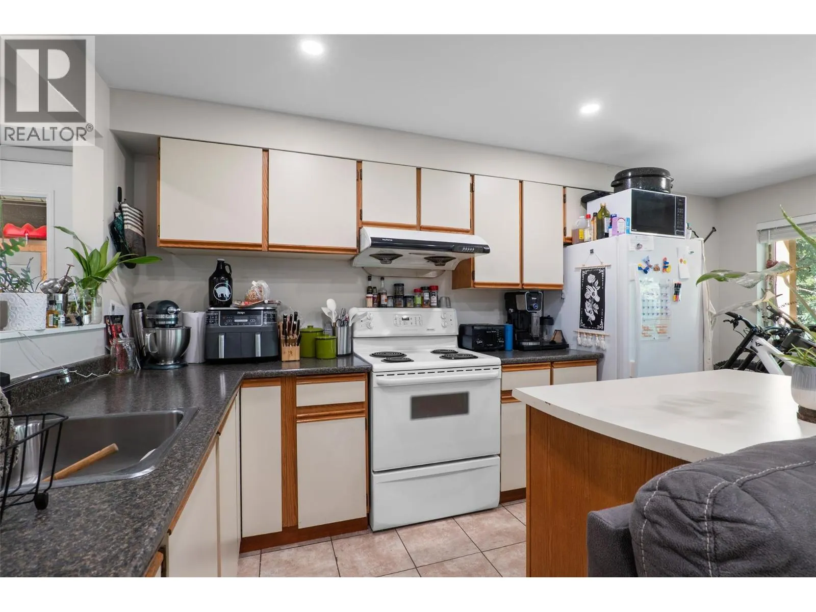 1324 BURFIELD Drive