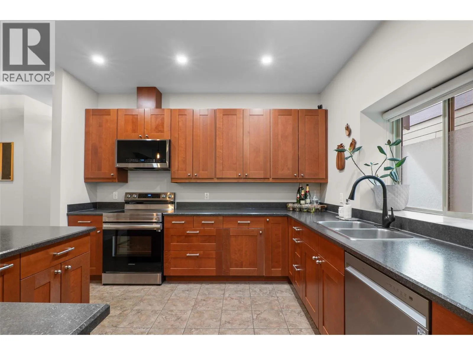1324 BURFIELD Drive
