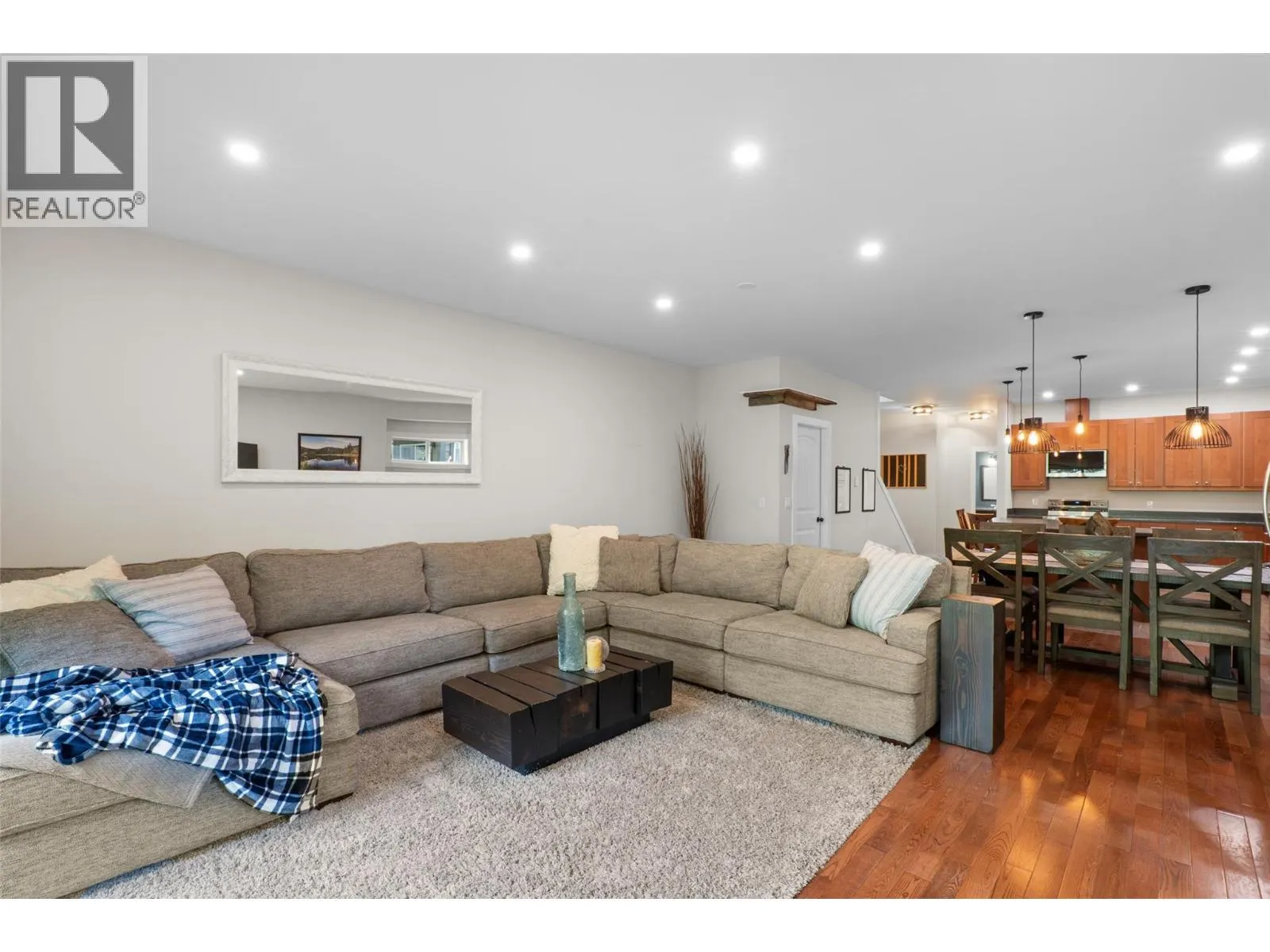 1324 BURFIELD Drive