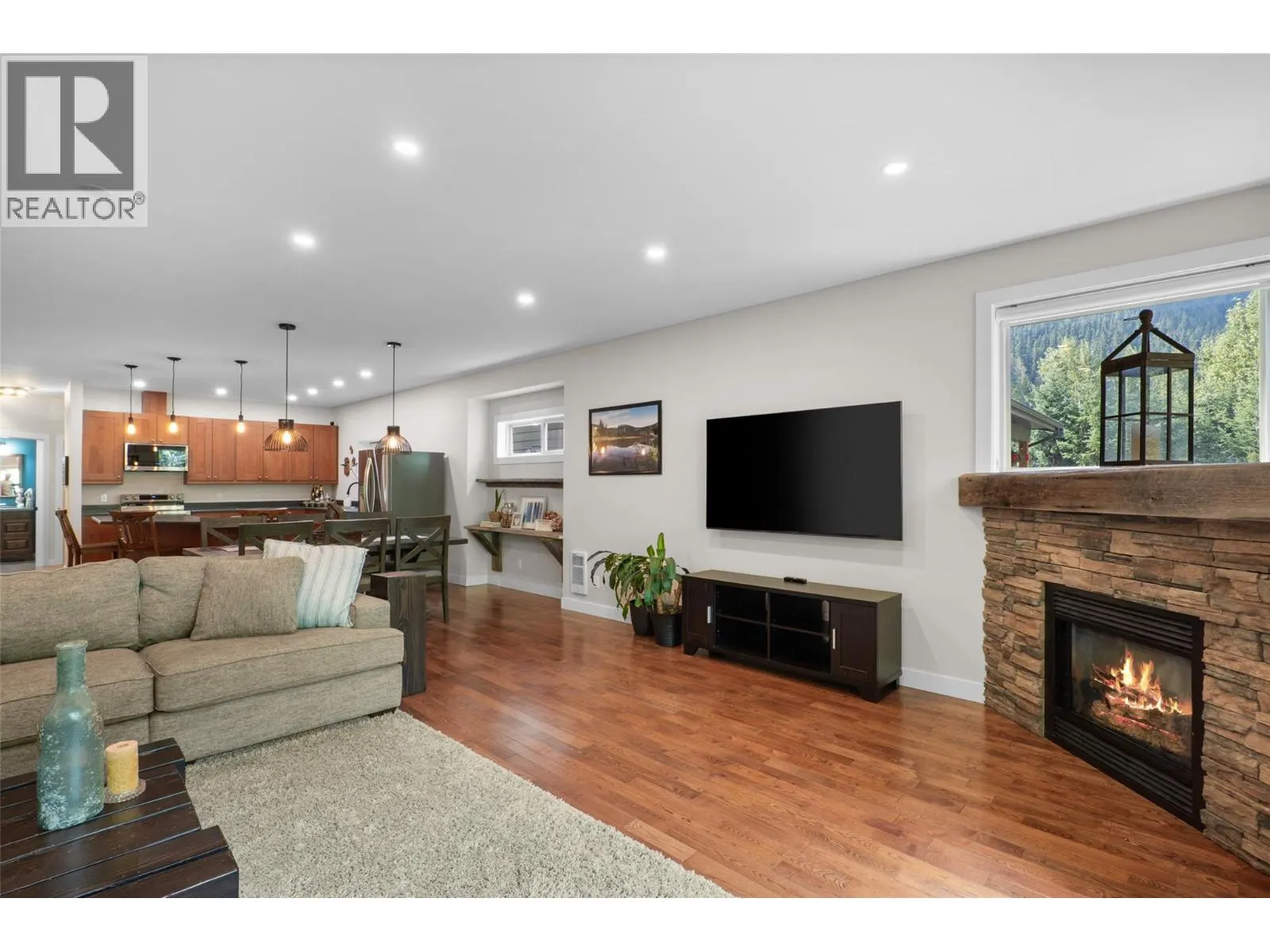 1324 BURFIELD Drive