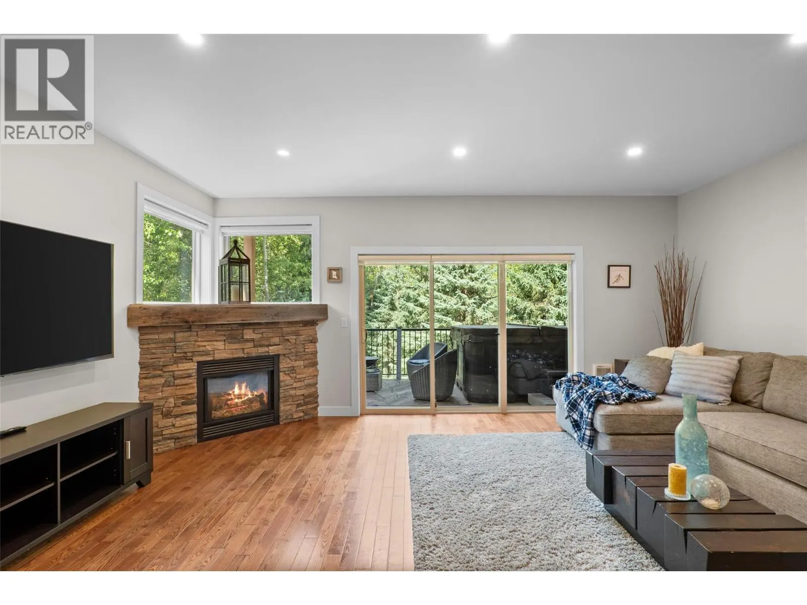 1324 BURFIELD Drive
