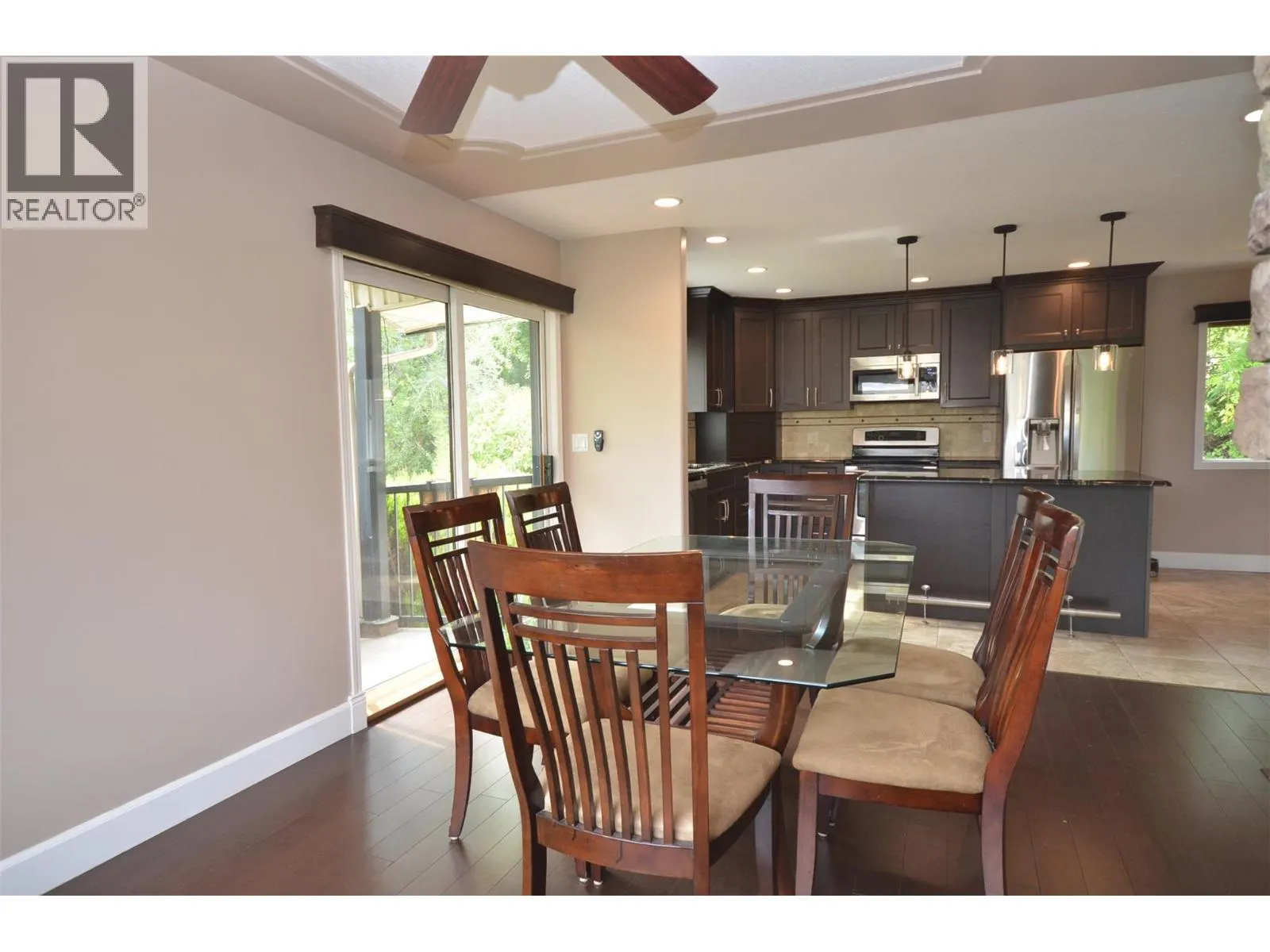 65 Sarsons Place