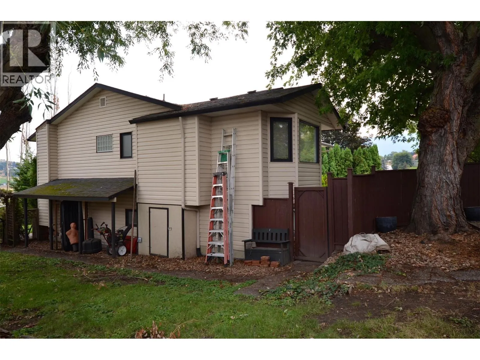 65 Sarsons Place