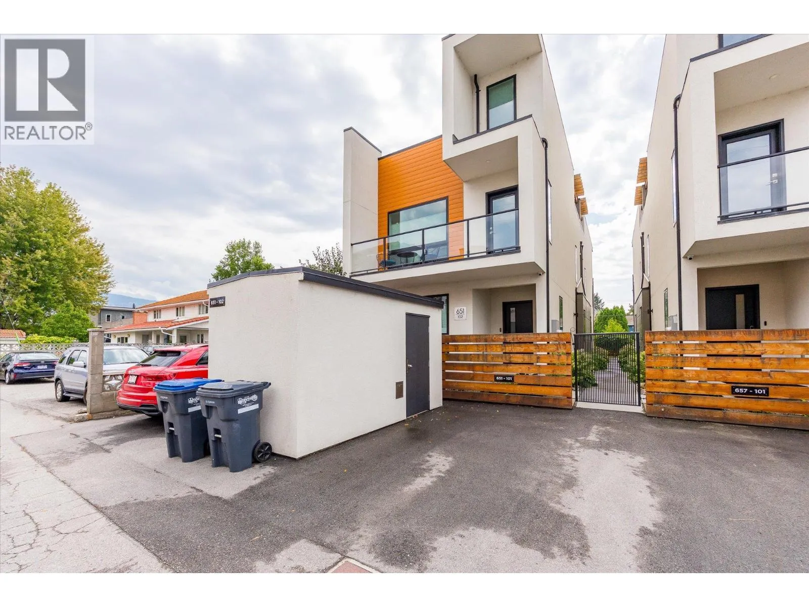 651 Churchill Avenue Unit# 101