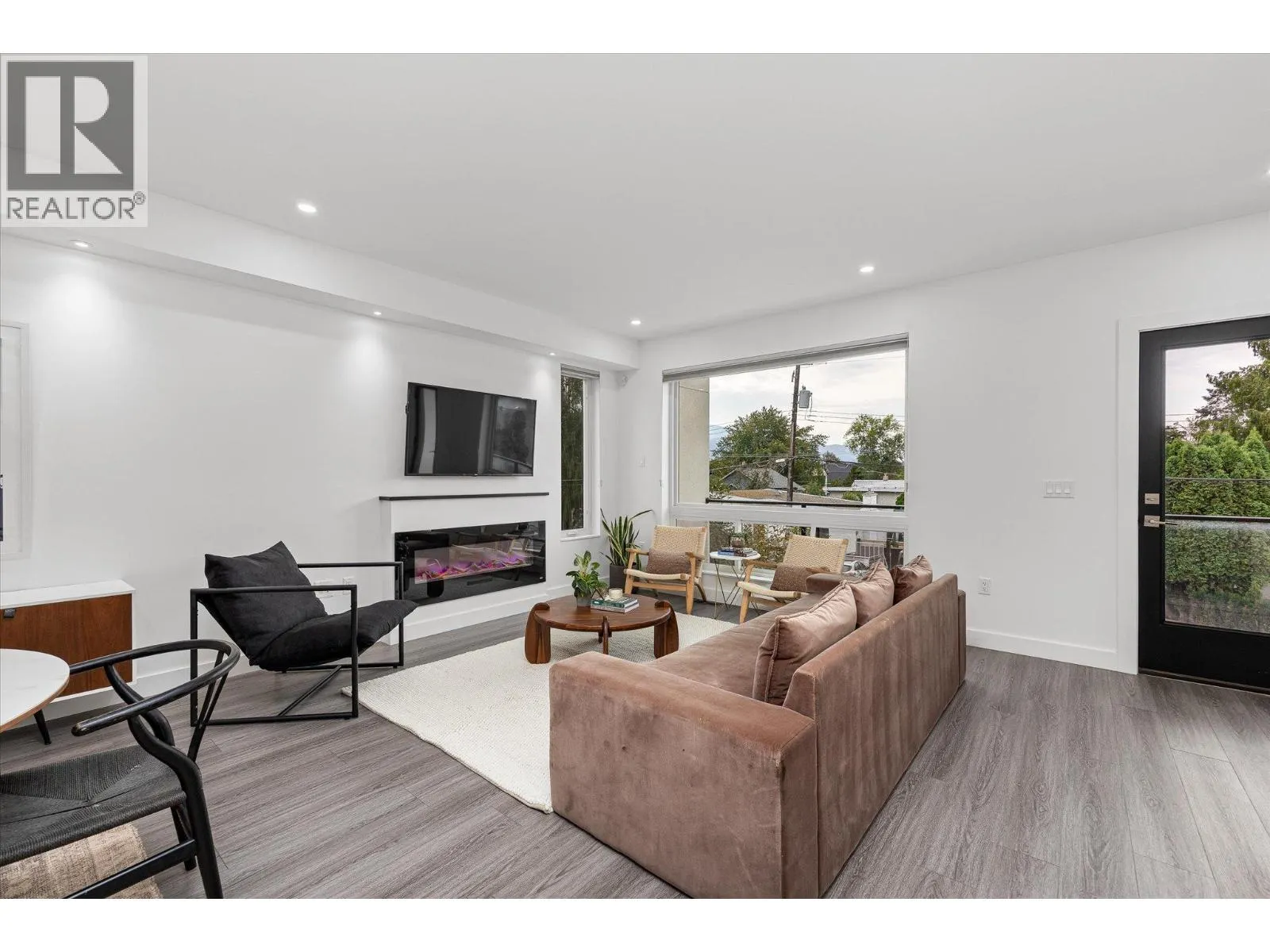 651 Churchill Avenue Unit# 101