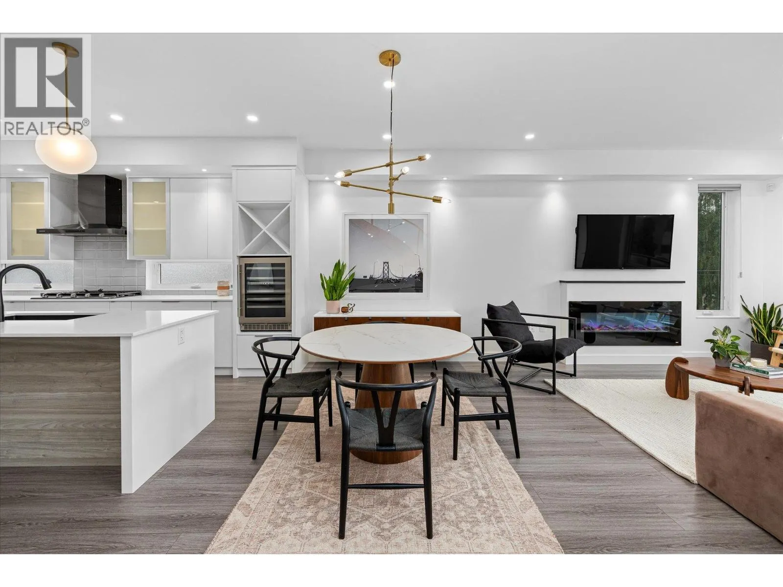 651 Churchill Avenue Unit# 101
