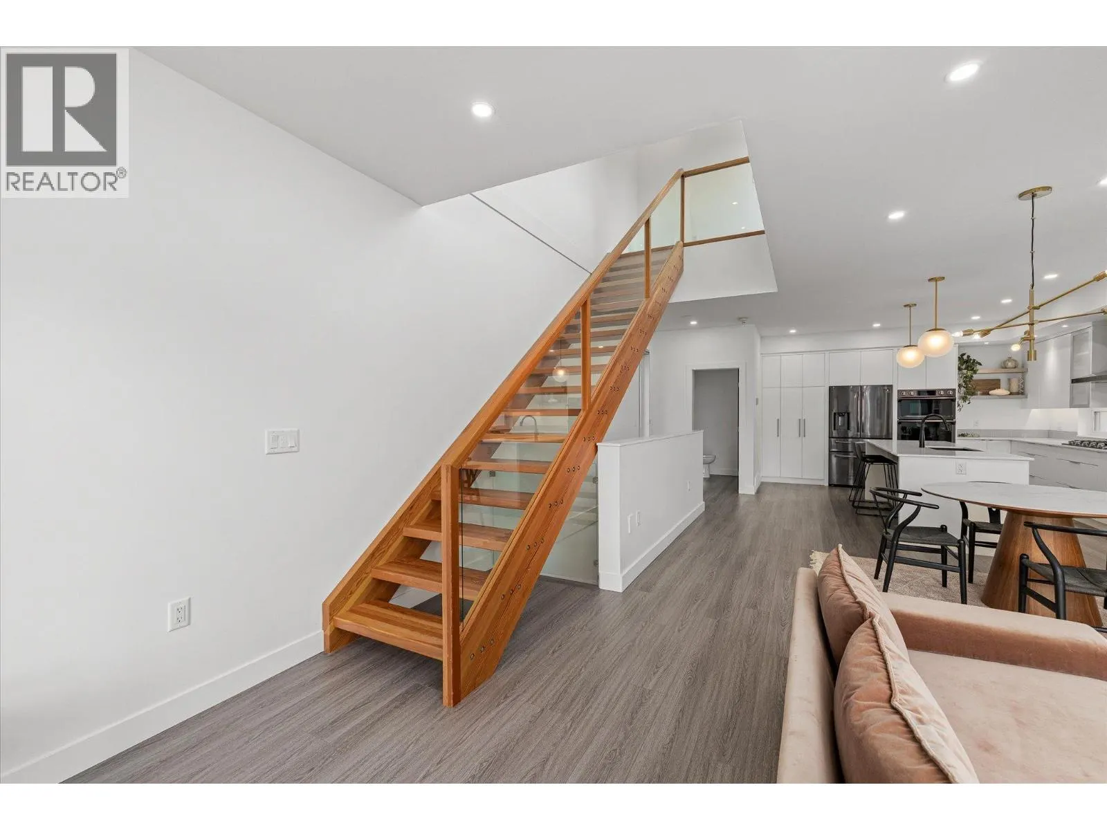 651 Churchill Avenue Unit# 101