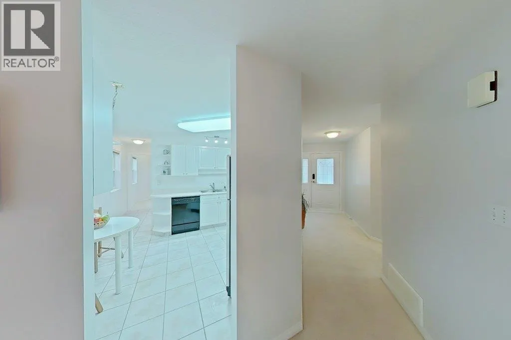 6514 Meadows Drive Unit# 4